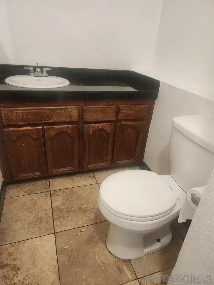 https://cdn.realtyfeed.com/cdn/127/260023638/69175fbbe506ad4ab3495514e32ad917.webp