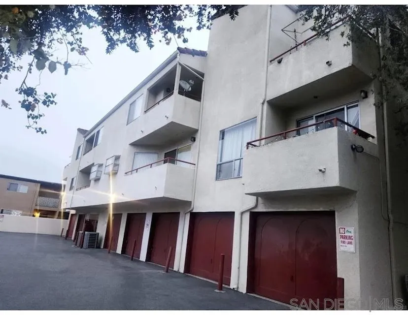 https://cdn.realtyfeed.com/cdn/127/260023638/b35a41e4ddc49366d565150eb3258cfe.webp