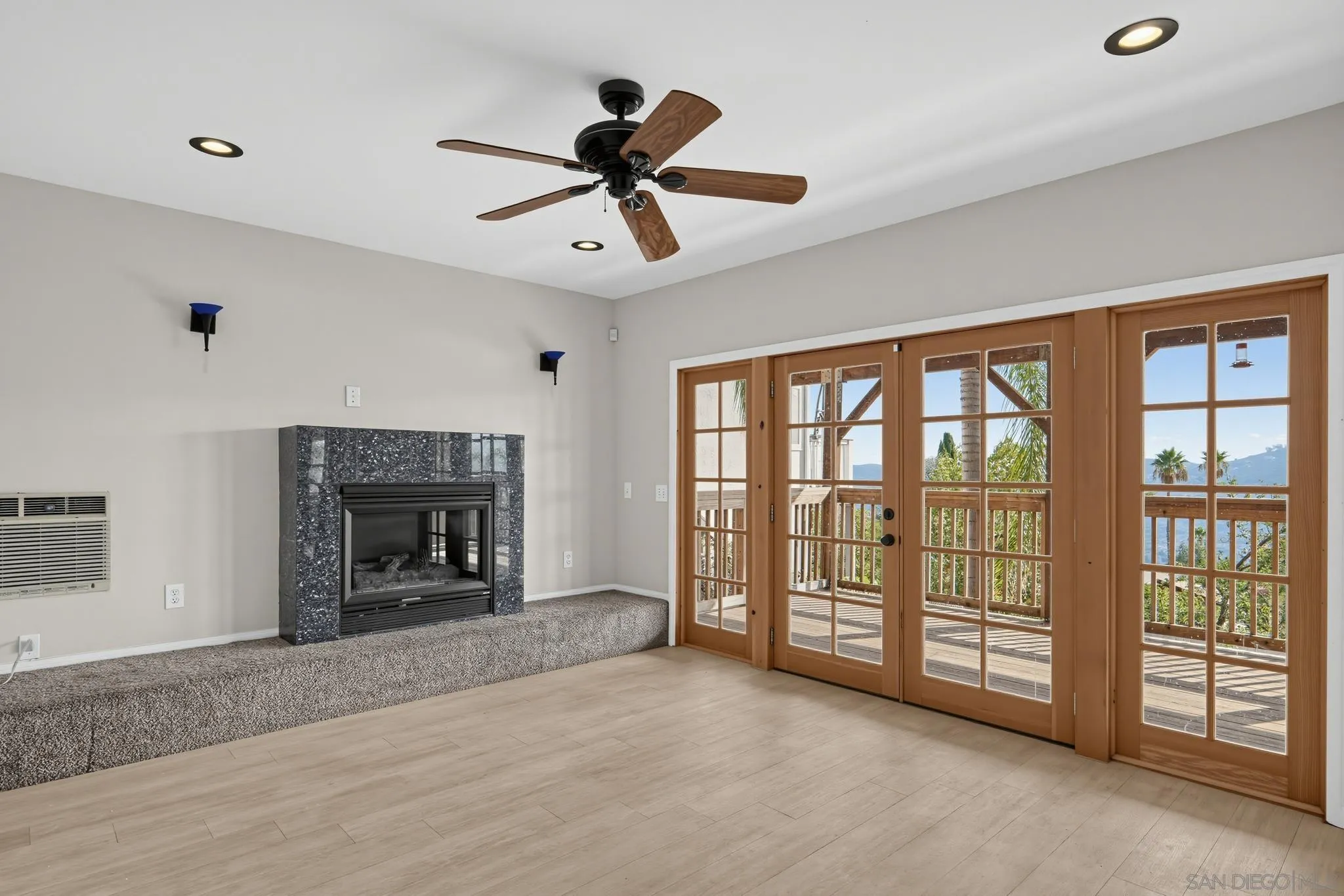 https://cdn.realtyfeed.com/cdn/127/260023644/8a1952dbf6cf6a4c0884ce7cde51c5ff.webp