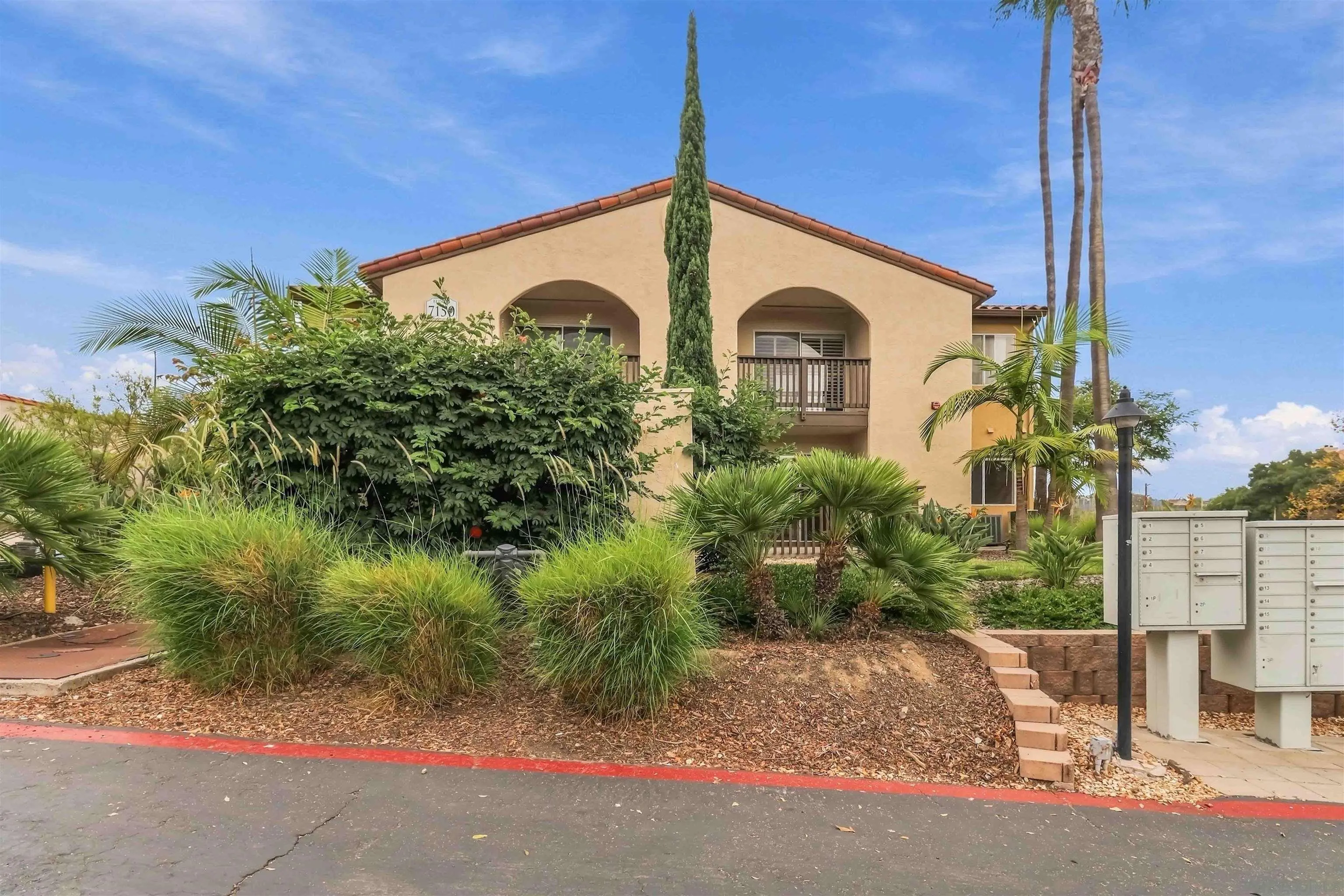 https://cdn.realtyfeed.com/cdn/127/260023654/7f7d3a44fe6ea29d99956a36c9de43c2.webp