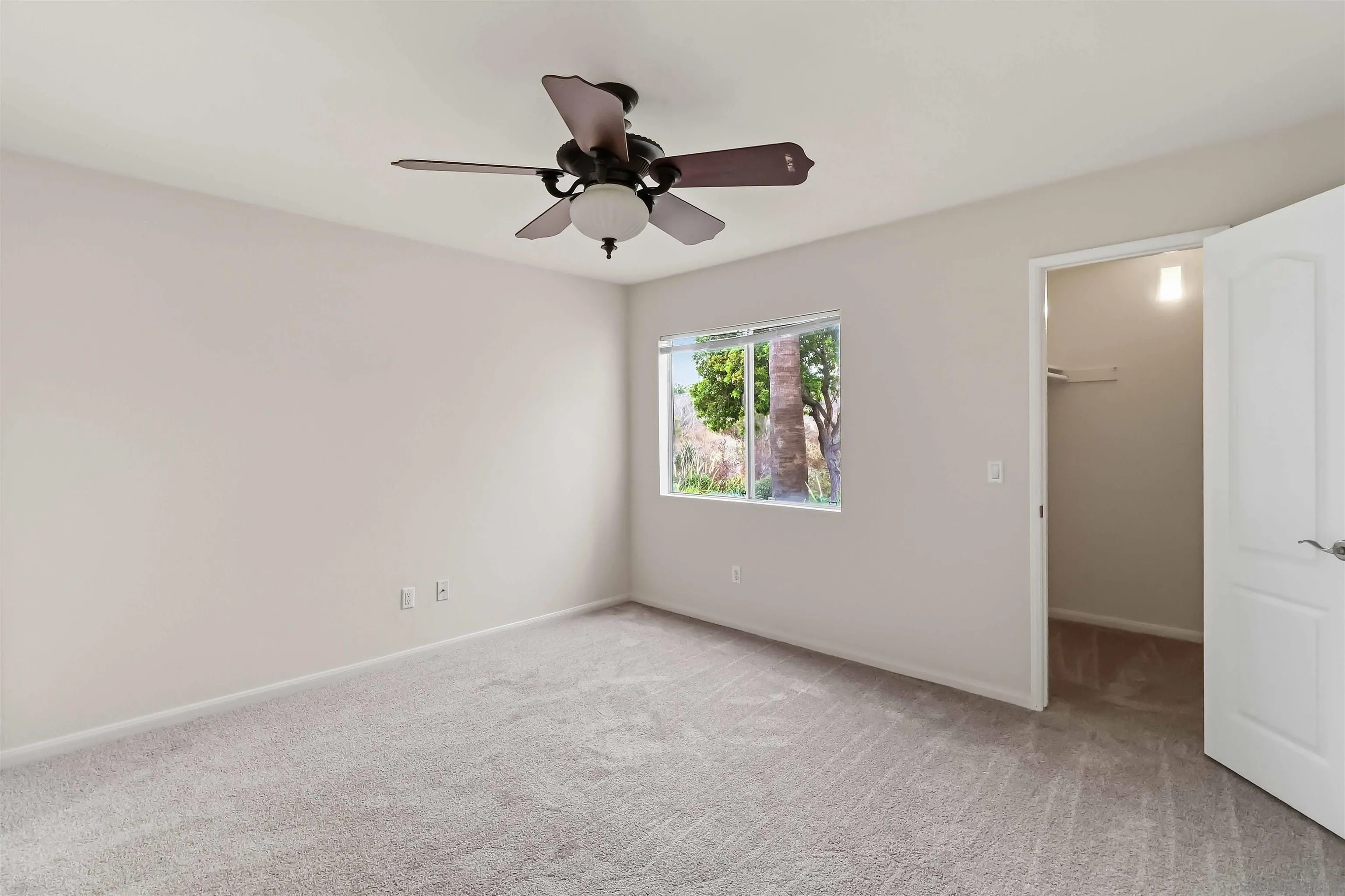 https://cdn.realtyfeed.com/cdn/127/260023654/8b76deec3d3ddb6c4150488f2abbcf23.webp
