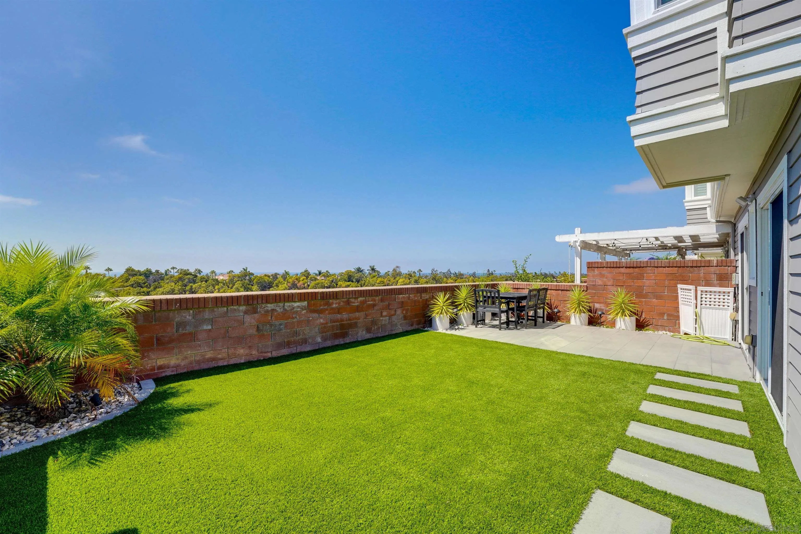https://cdn.realtyfeed.com/cdn/127/260023655/591a5965cc92e5eb6bfcc0ea6c231d19.webp