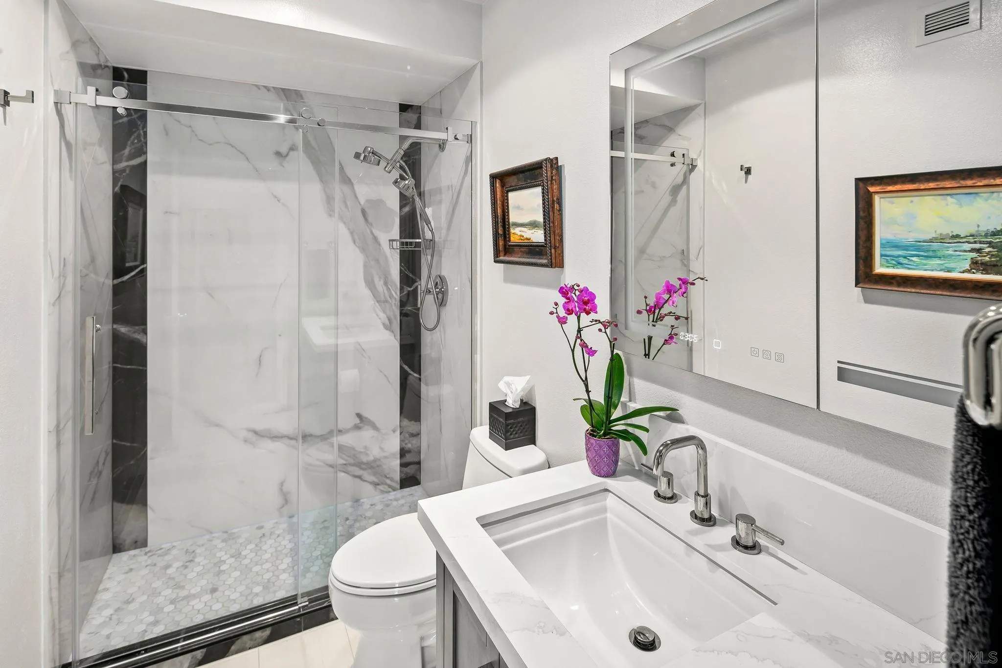 https://cdn.realtyfeed.com/cdn/127/260023659/67e8a5295ac6a42d7dd817b86296f697.webp