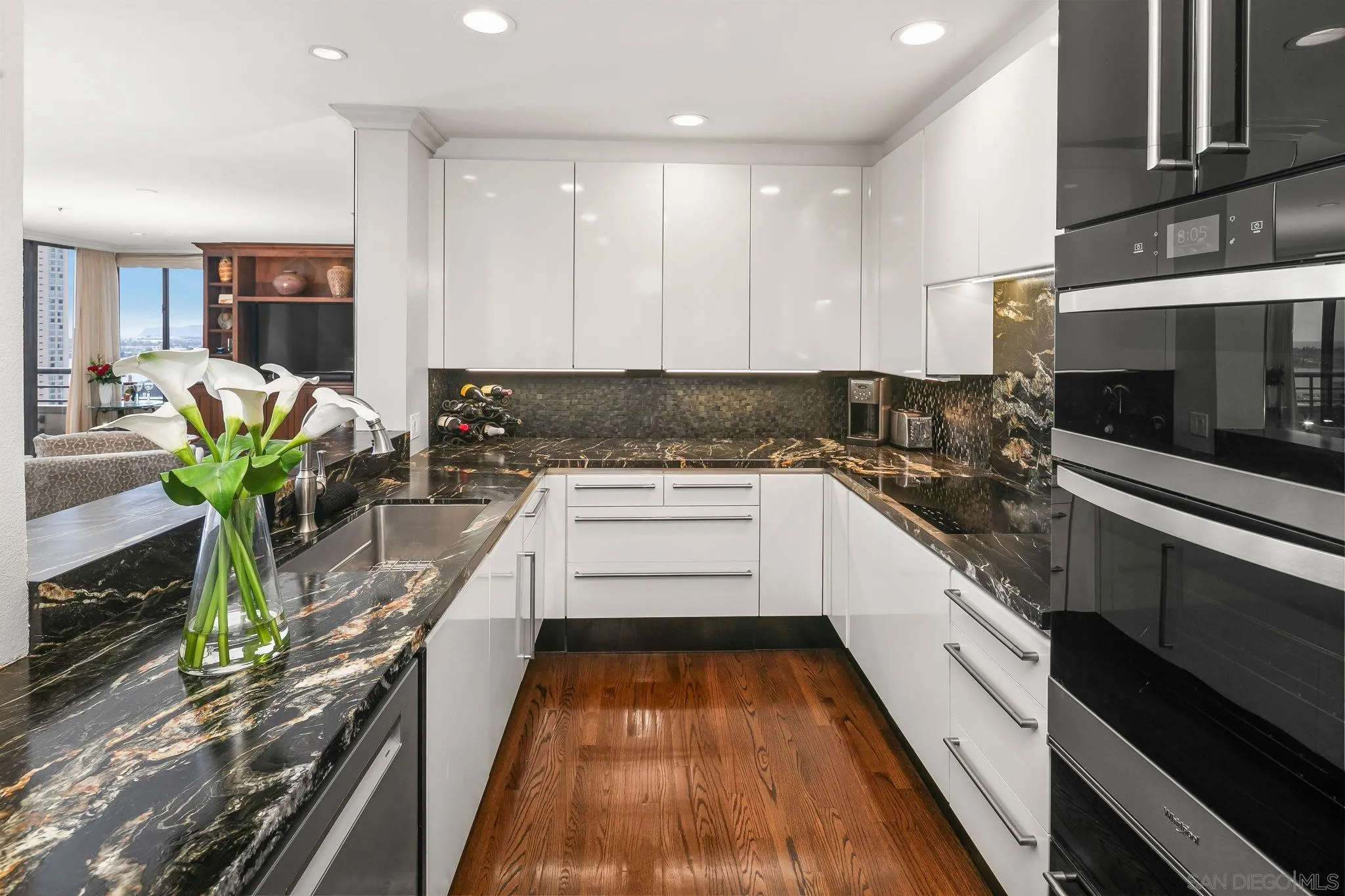 https://cdn.realtyfeed.com/cdn/127/260023659/9439a015e3b1122083f58966c565bdd2.webp