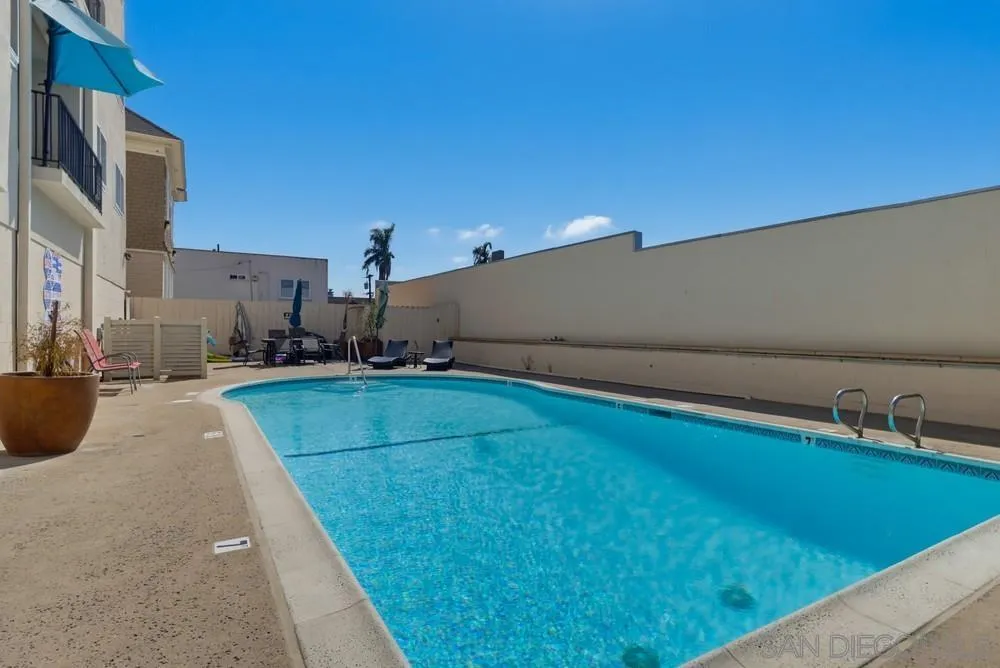 https://cdn.realtyfeed.com/cdn/127/260023663/d438bd01df008c600395ce4cd59b4cd2.webp
