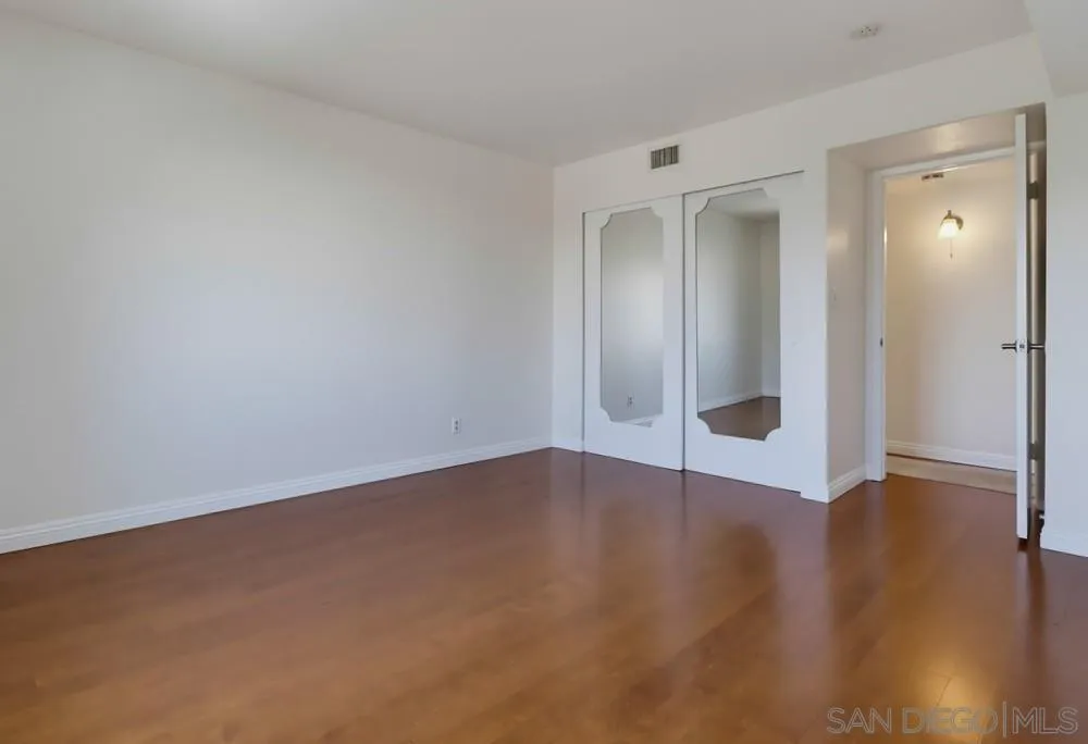 https://cdn.realtyfeed.com/cdn/127/260023663/e0a1b05d043e7a0d0e787df31e109442.webp
