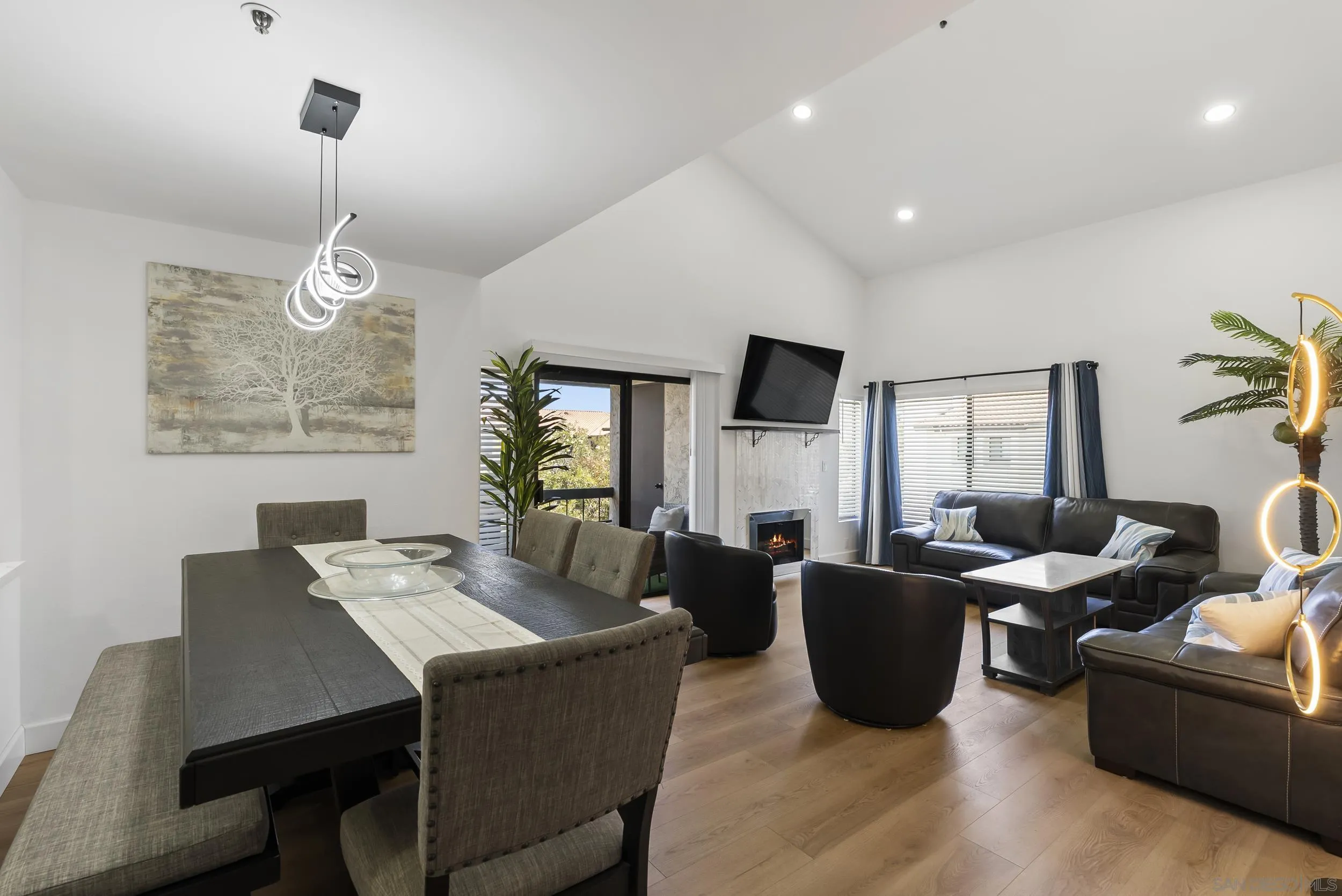 https://cdn.realtyfeed.com/cdn/127/260023664/0b35b5476ef93d875426a40ae3902c00.webp