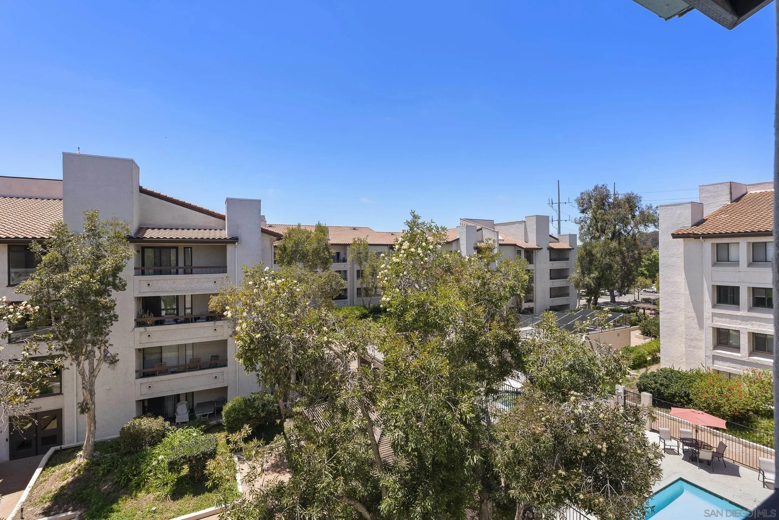 https://cdn.realtyfeed.com/cdn/127/260023664/1604bcfa2768109506212c0c132c55f0.webp