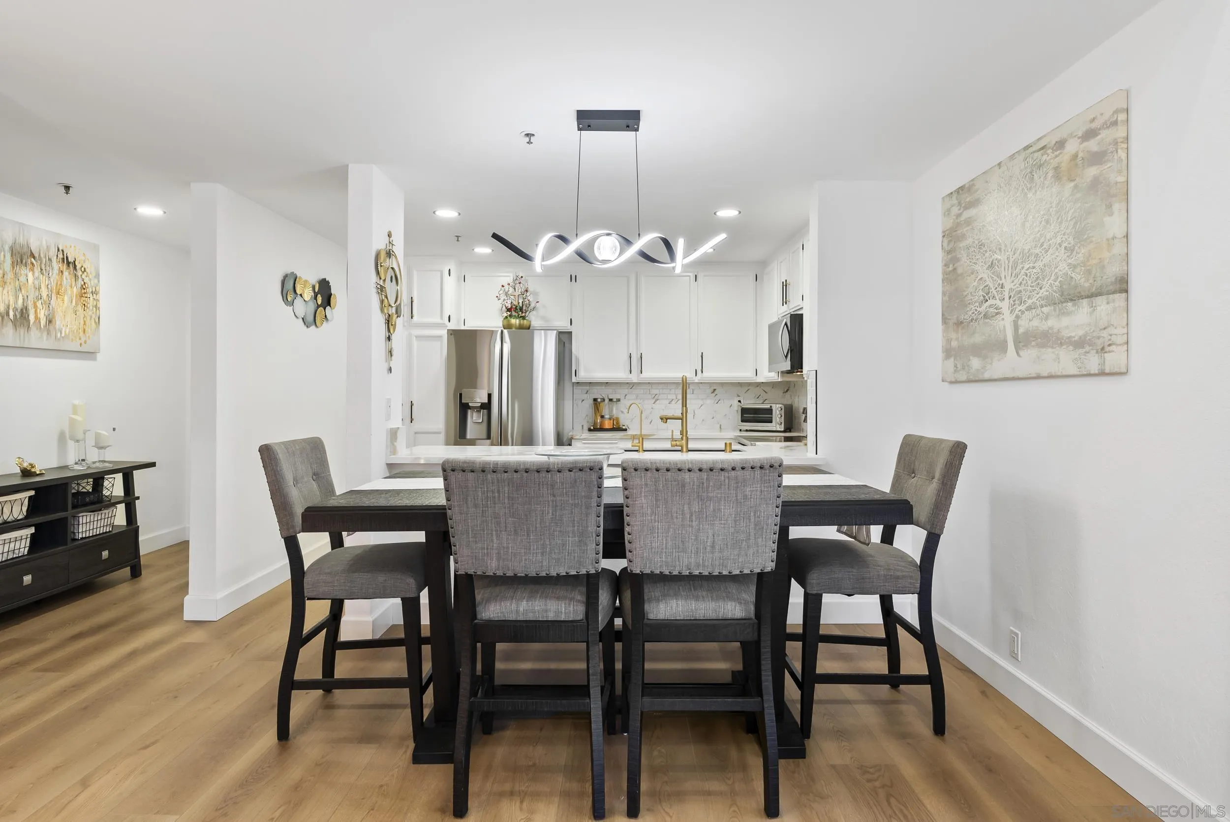 https://cdn.realtyfeed.com/cdn/127/260023664/556178dc7878b93e9638d899495fc36e.webp
