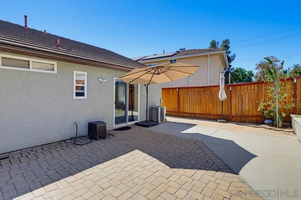 https://cdn.realtyfeed.com/cdn/127/260023670/55083e0e9aac1c4ea802b90c6d01ebb2.webp