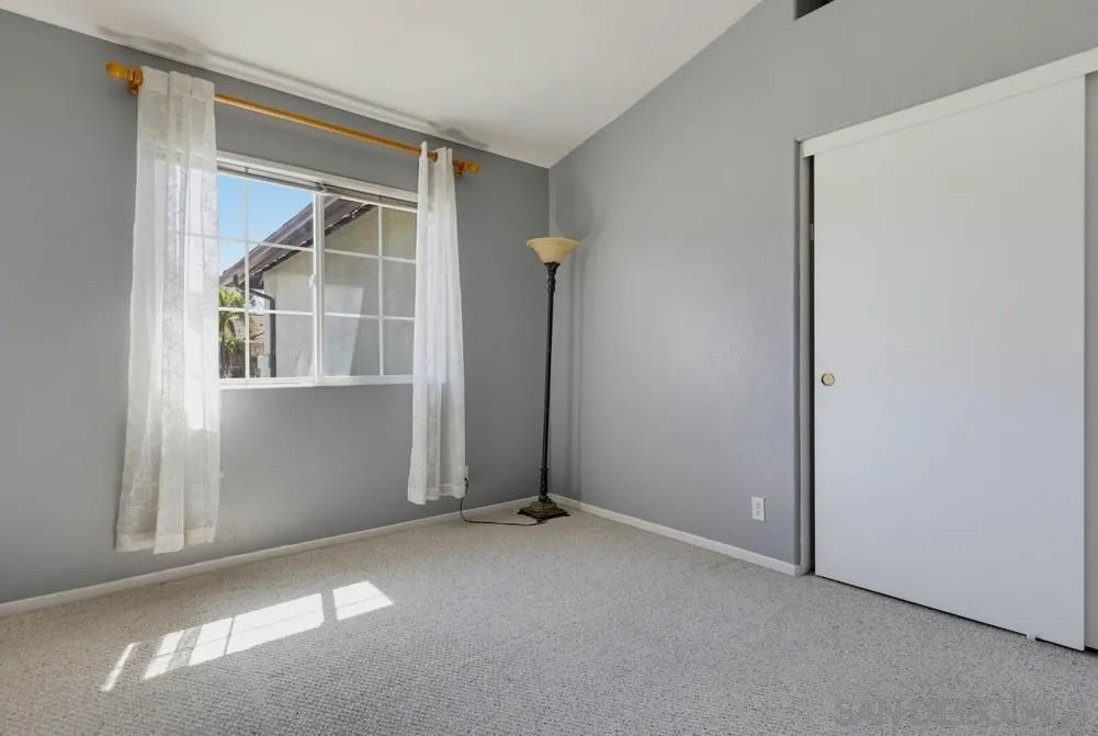 https://cdn.realtyfeed.com/cdn/127/260023670/5db3eb622c93f44ca9ad954f0a5ee0f4.webp