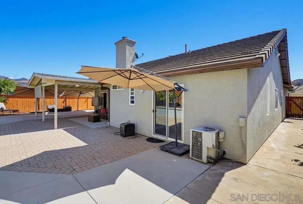 https://cdn.realtyfeed.com/cdn/127/260023670/d28e9d9393111ff6cf2cde7f2c336e9c.webp