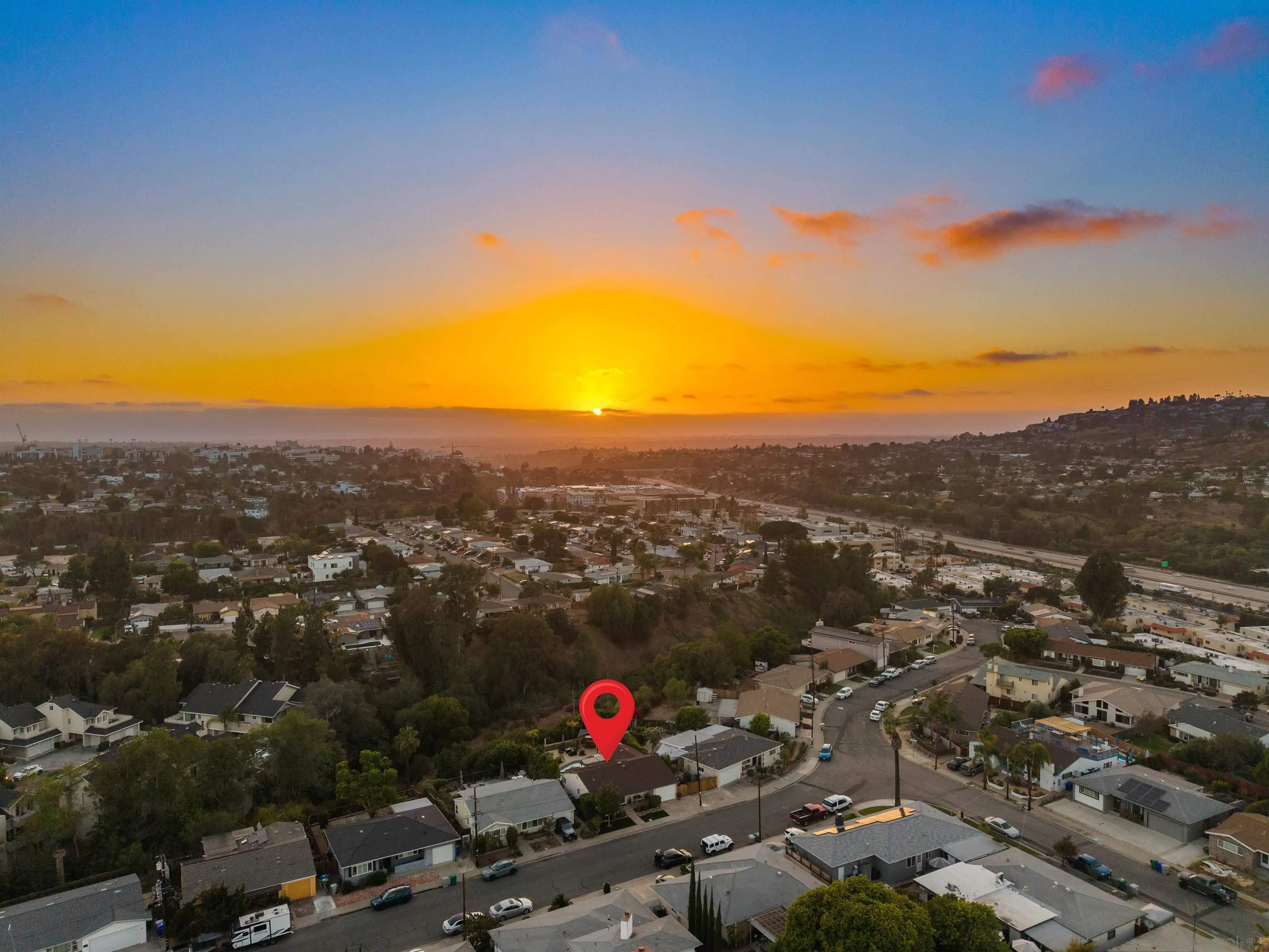 https://cdn.realtyfeed.com/cdn/127/260023671/5c4201396fa28d757be323c1c0195406.webp
