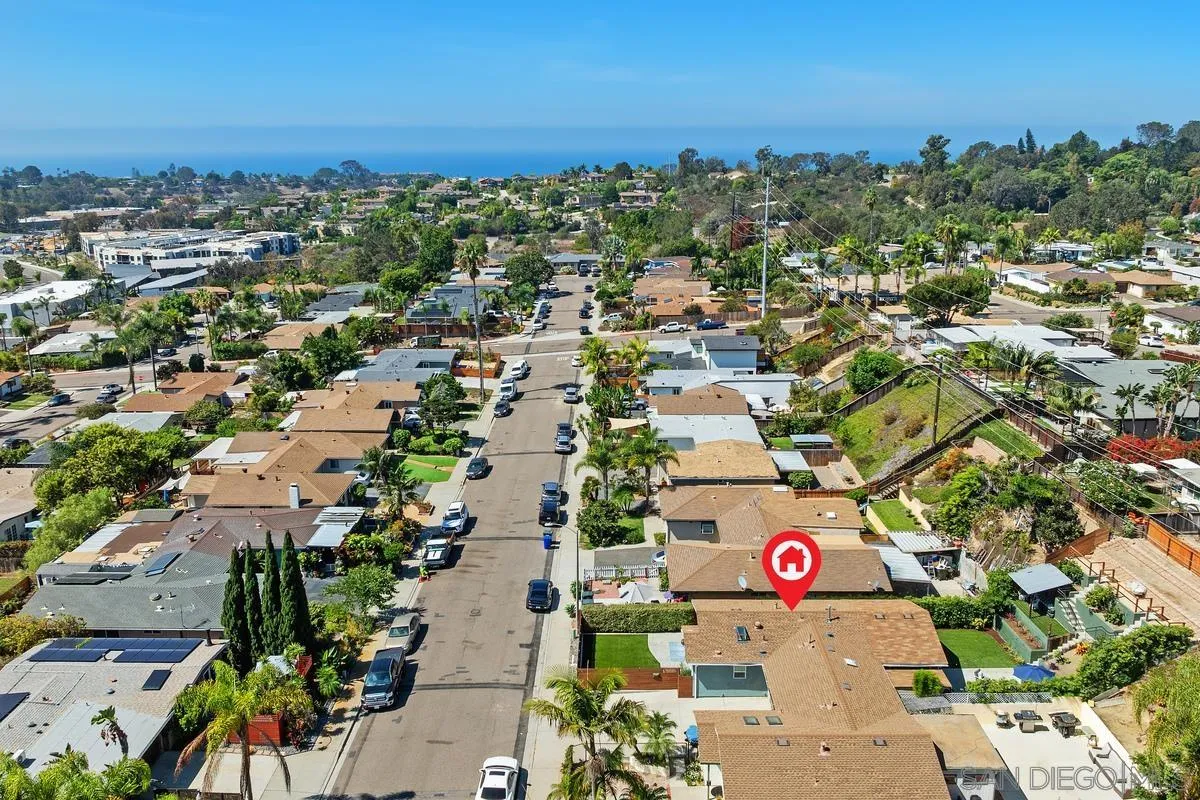 https://cdn.realtyfeed.com/cdn/127/260023676/e5c92d0f8bac09a75543ff7988c4e7e8.webp