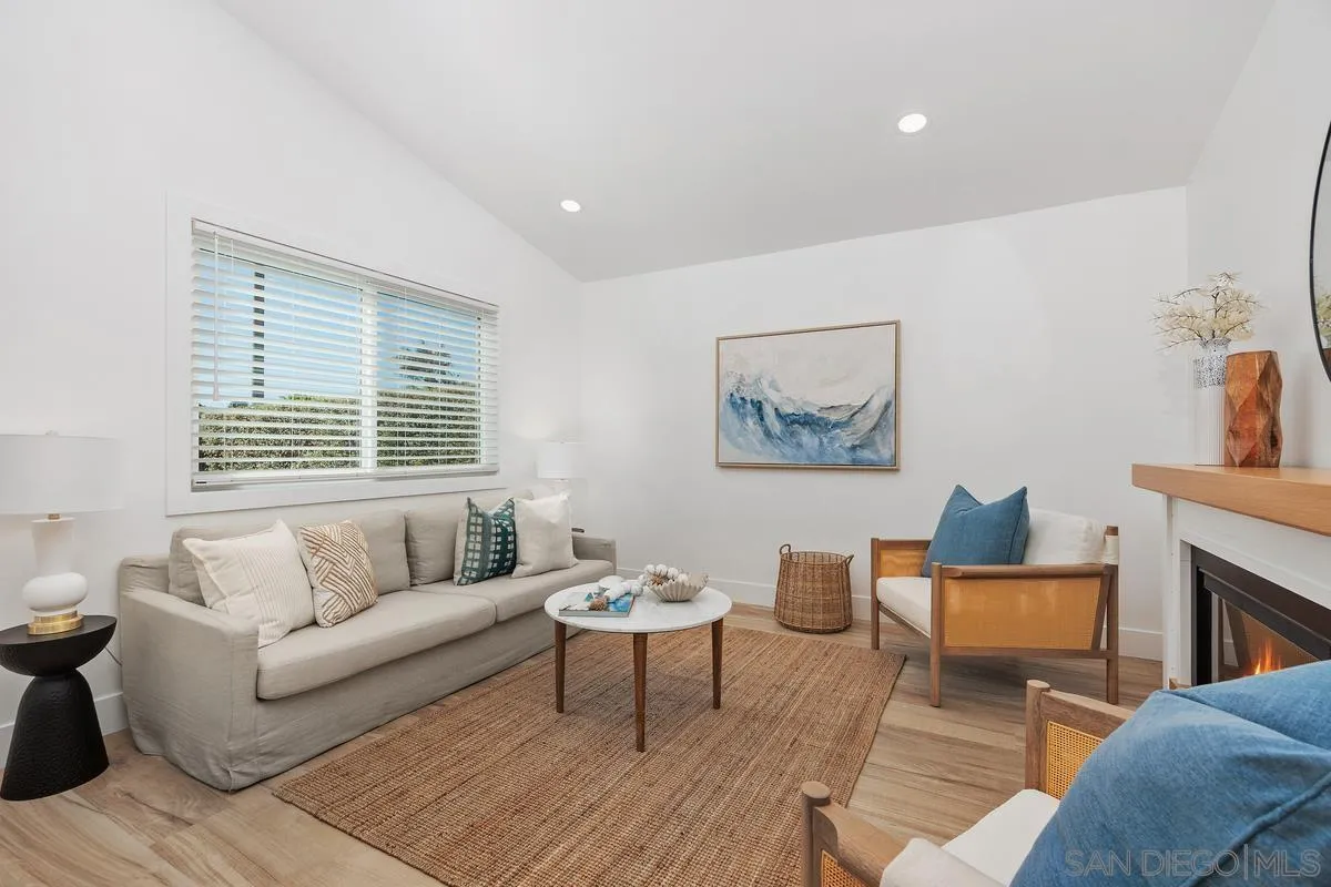 https://cdn.realtyfeed.com/cdn/127/260023676/f8f085800a3ff0d0df299c246eb93233.webp