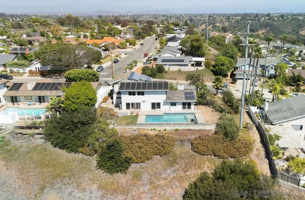 https://cdn.realtyfeed.com/cdn/127/260023692/f919b4d7b7d2df6ccae8b7a86c3df788.webp