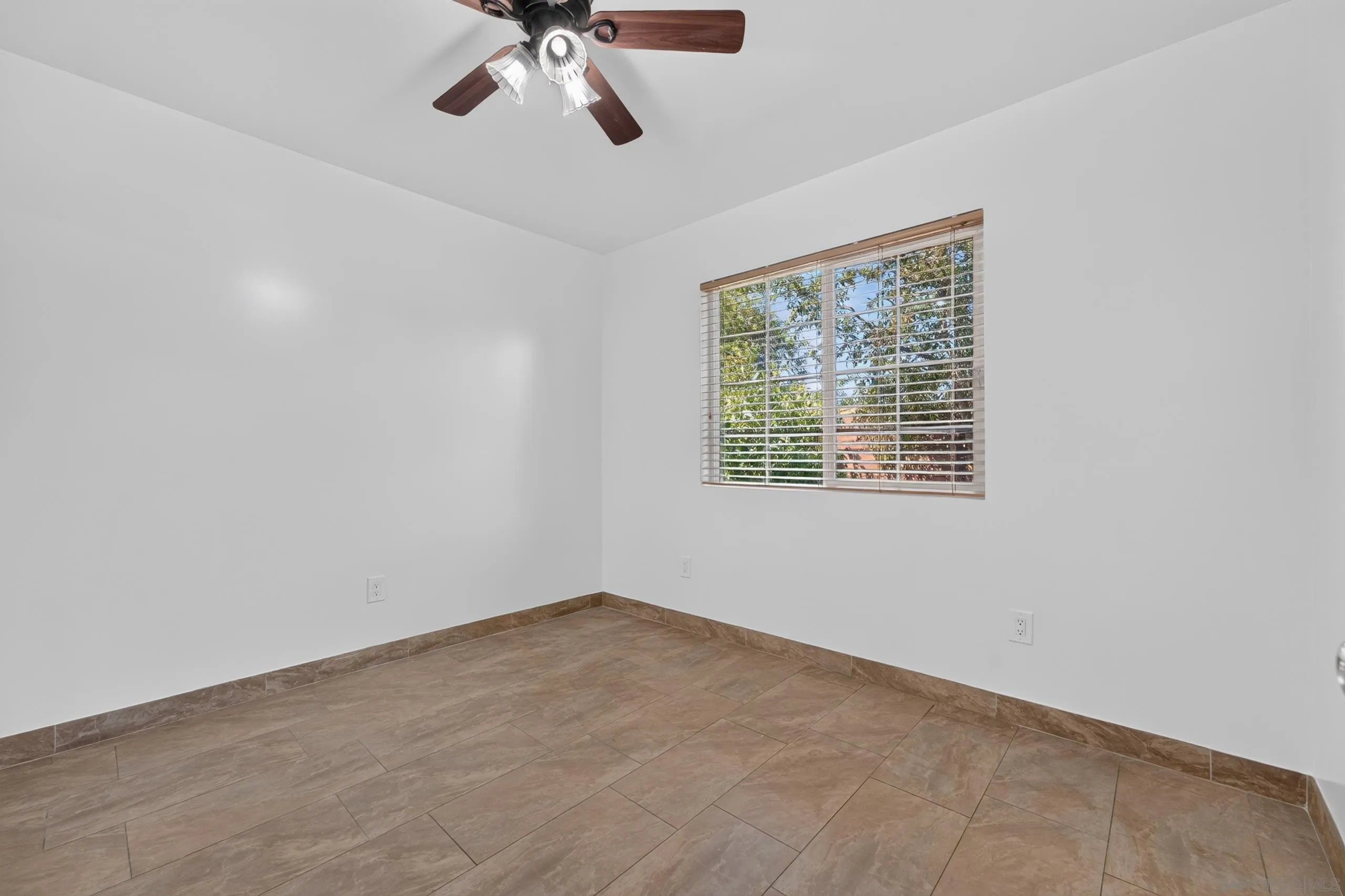 398 Minnesota Ave, El Cajon, CA 92020, photo 54