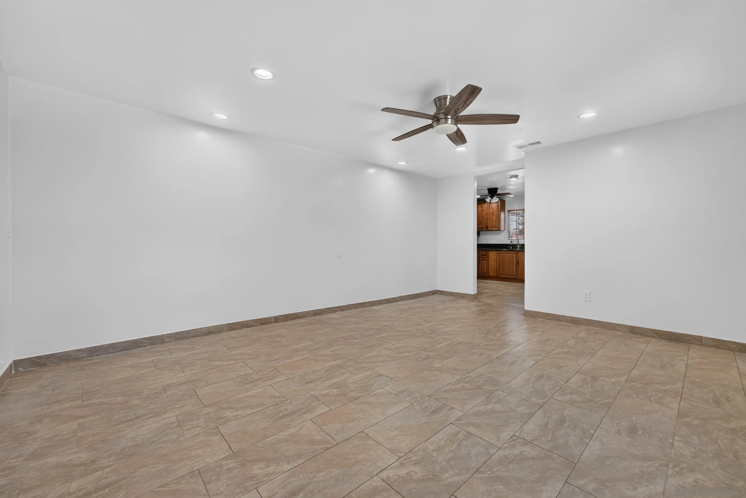 398 Minnesota Ave, El Cajon, CA 92020, photo 48