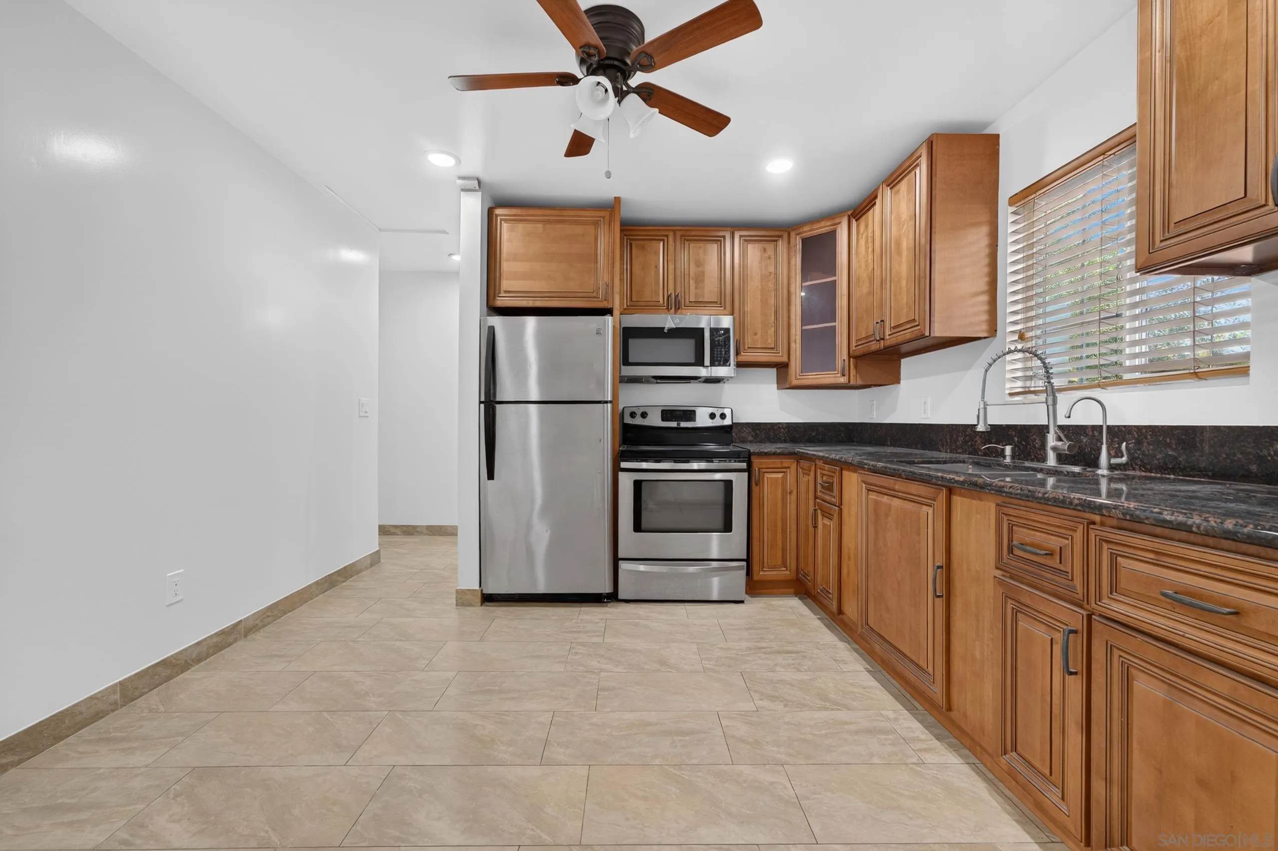 398 Minnesota Ave, El Cajon, CA 92020, photo 41