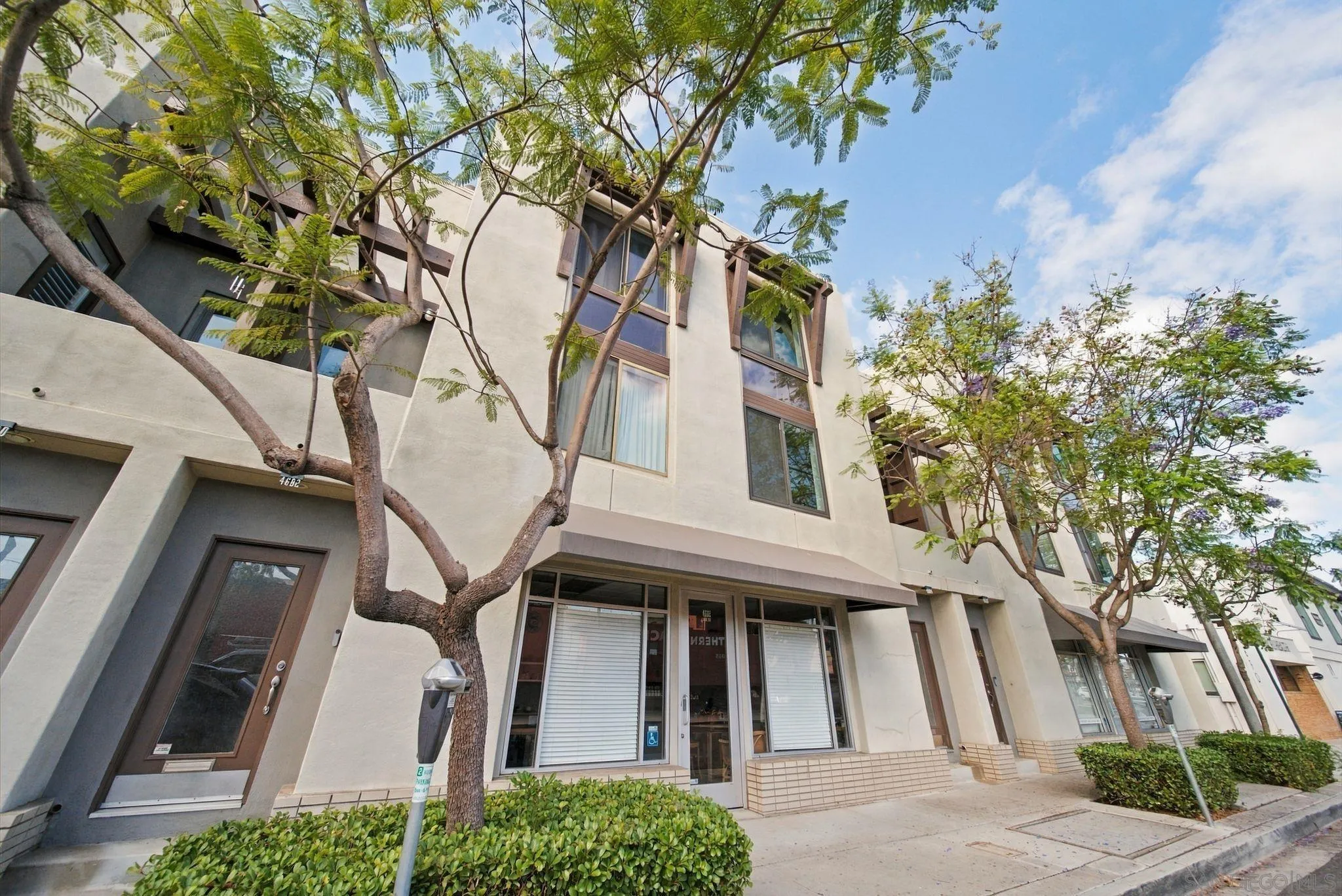 https://cdn.realtyfeed.com/cdn/127/260023709/248edb674d1123fd3900fb082012e51d.webp