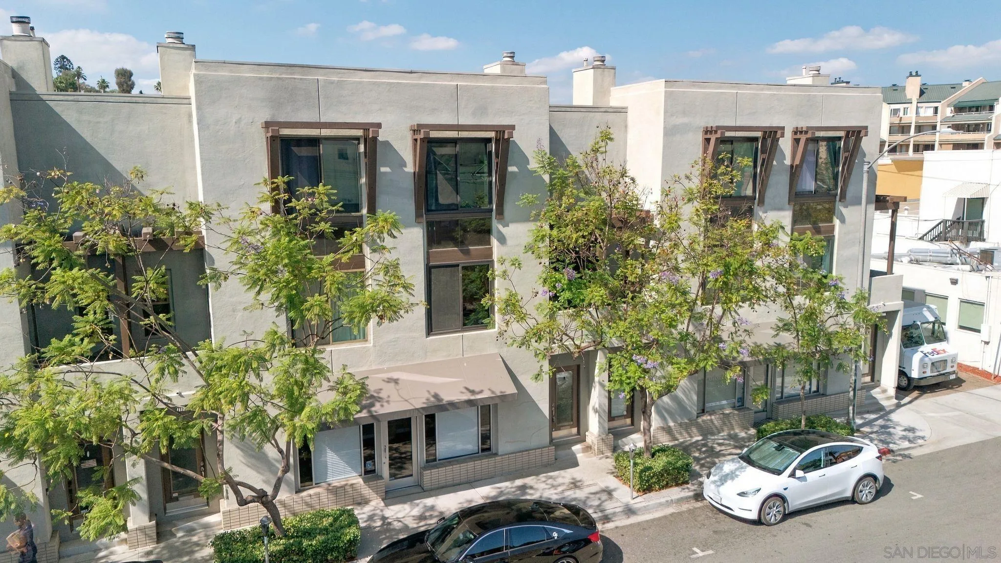 https://cdn.realtyfeed.com/cdn/127/260023709/64003e5be4d582175a535d059cd337f4.webp