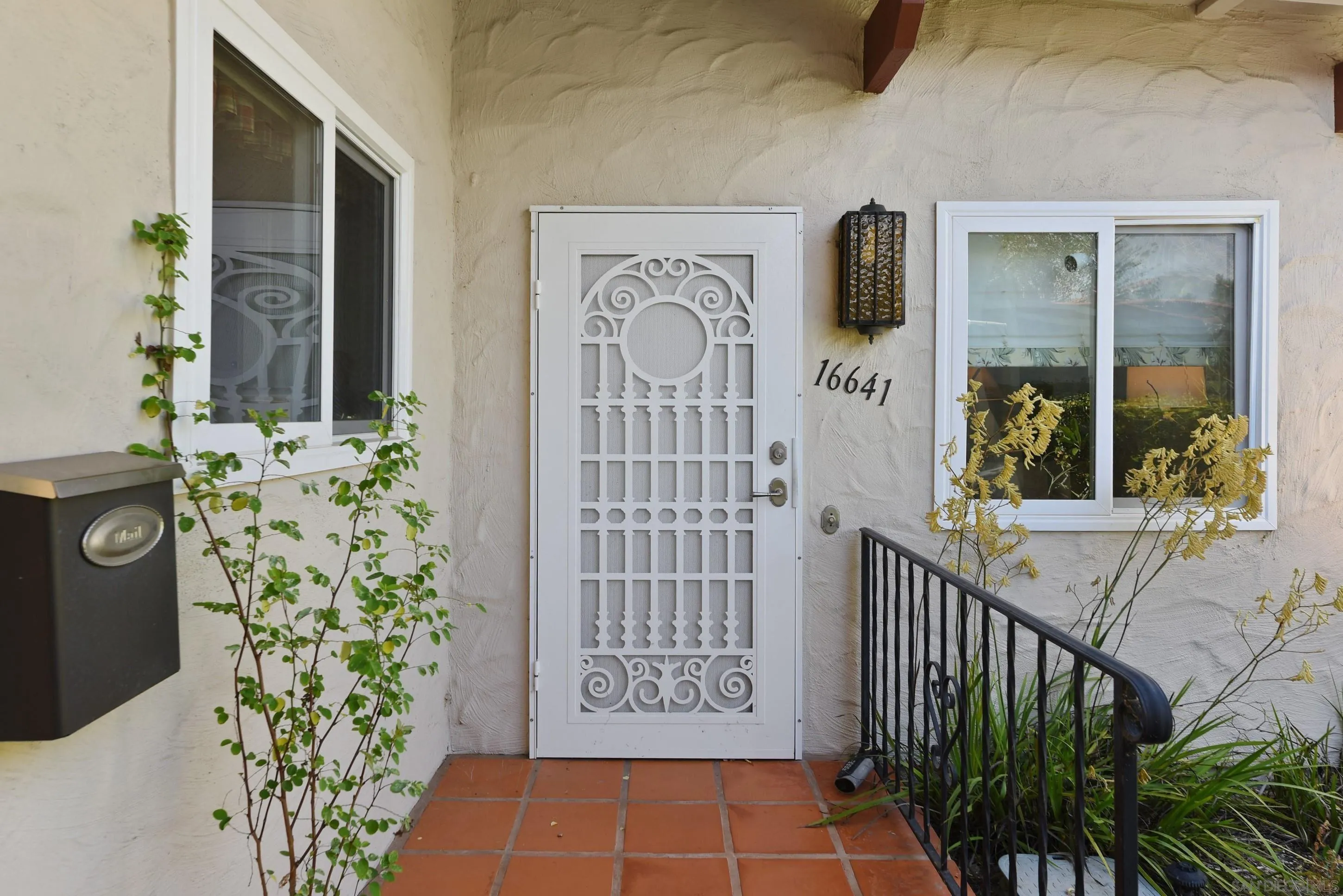 16641 Roca Drive, San Diego CA 92128