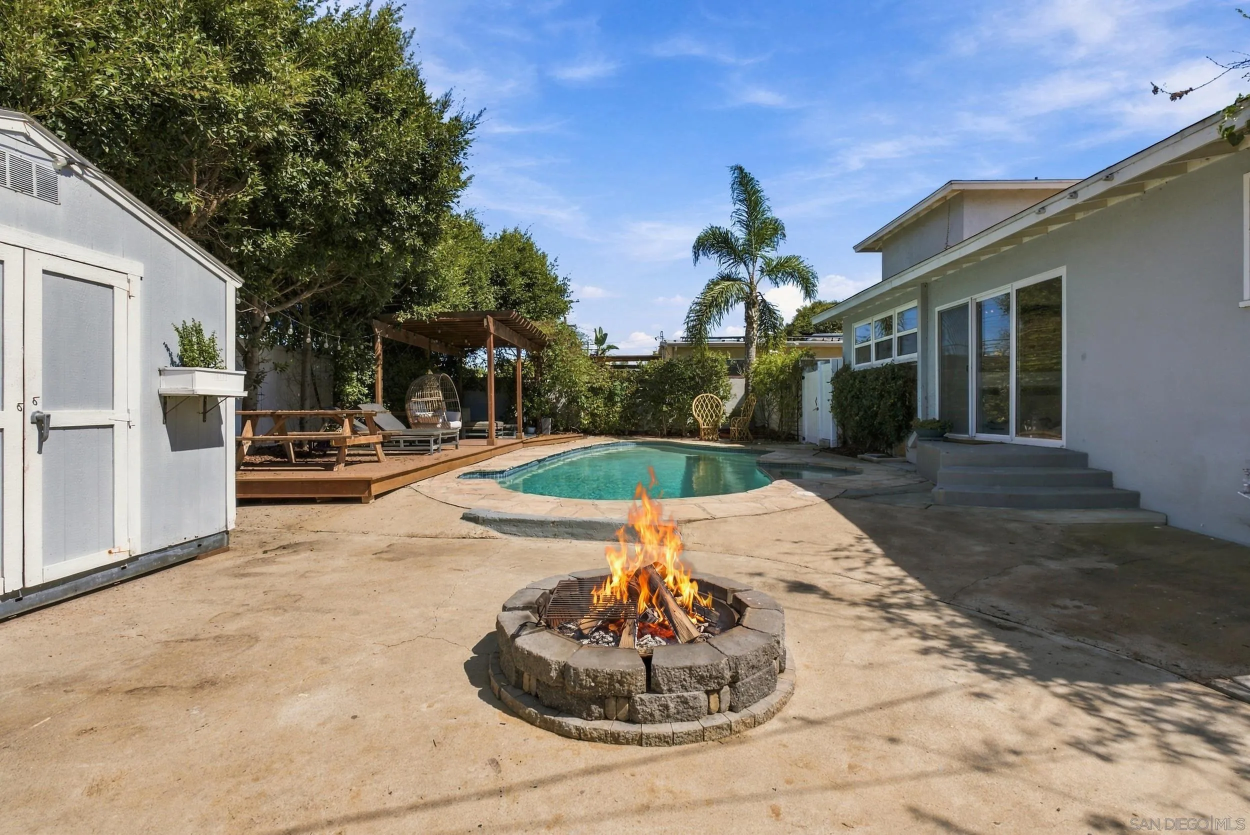 https://cdn.realtyfeed.com/cdn/127/260023716/f4d7e298e4e5a93c635893d7d2b75266.webp