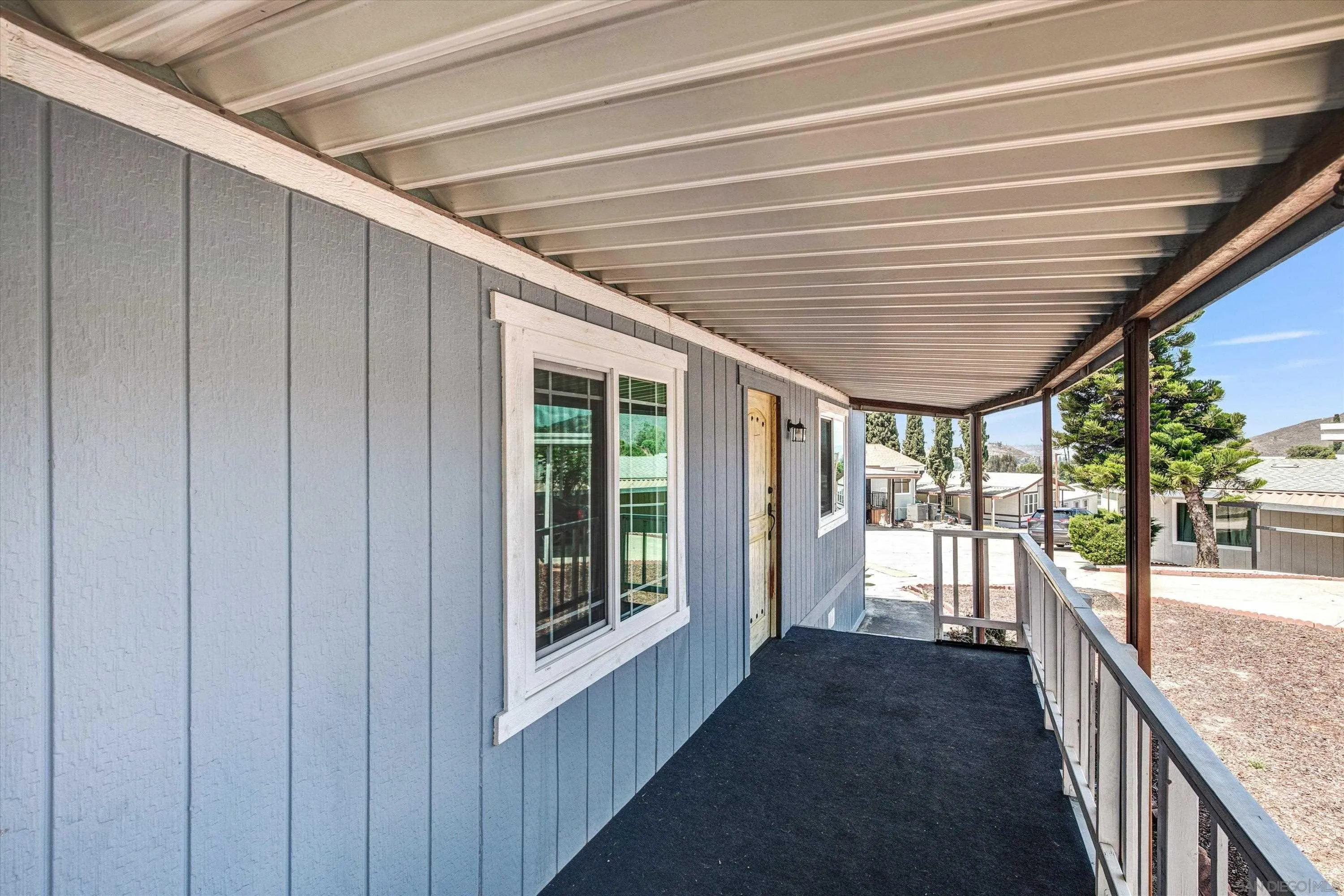 https://cdn.realtyfeed.com/cdn/127/260023717/bc1a0f7d2c372faabb2b643a4490ae9a.webp