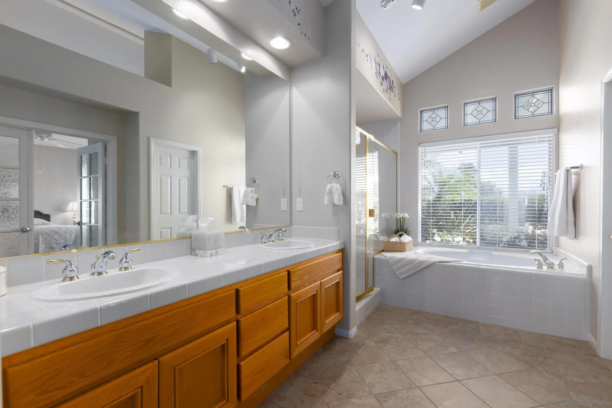 https://cdn.realtyfeed.com/cdn/127/260023721/2319af6d1749490719d0d1cbdc1cf71b.webp