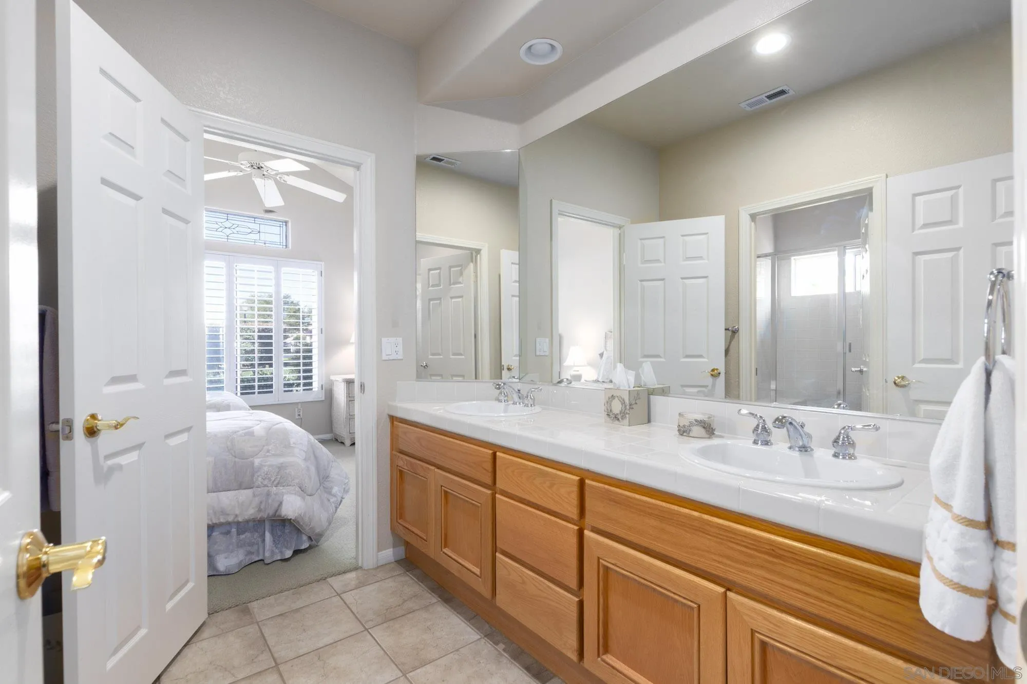 https://cdn.realtyfeed.com/cdn/127/260023721/6e086e21f5cd58aca755b2341f177024.webp