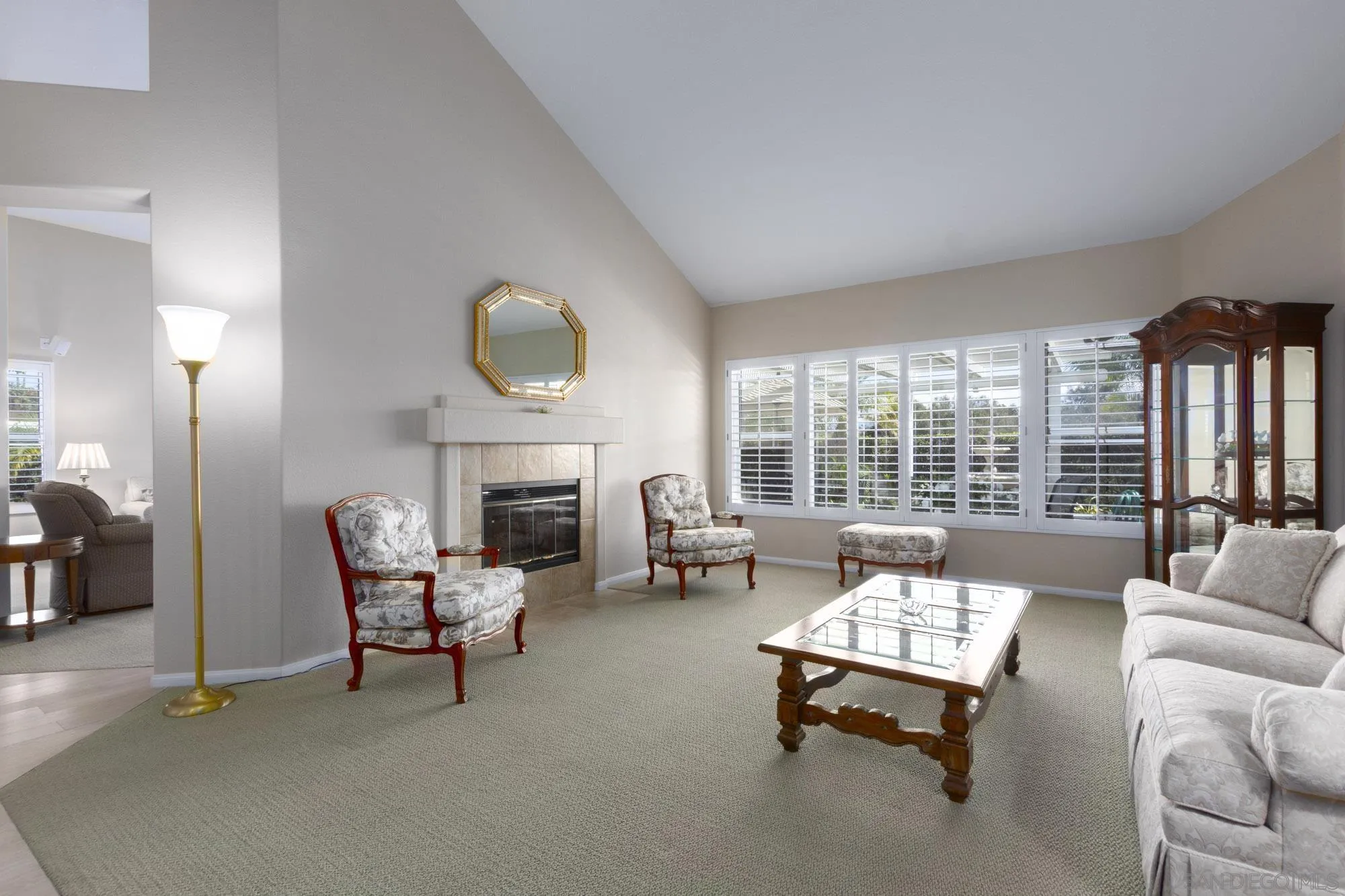 https://cdn.realtyfeed.com/cdn/127/260023721/9733935b3dfa192d522dae341b74e174.webp