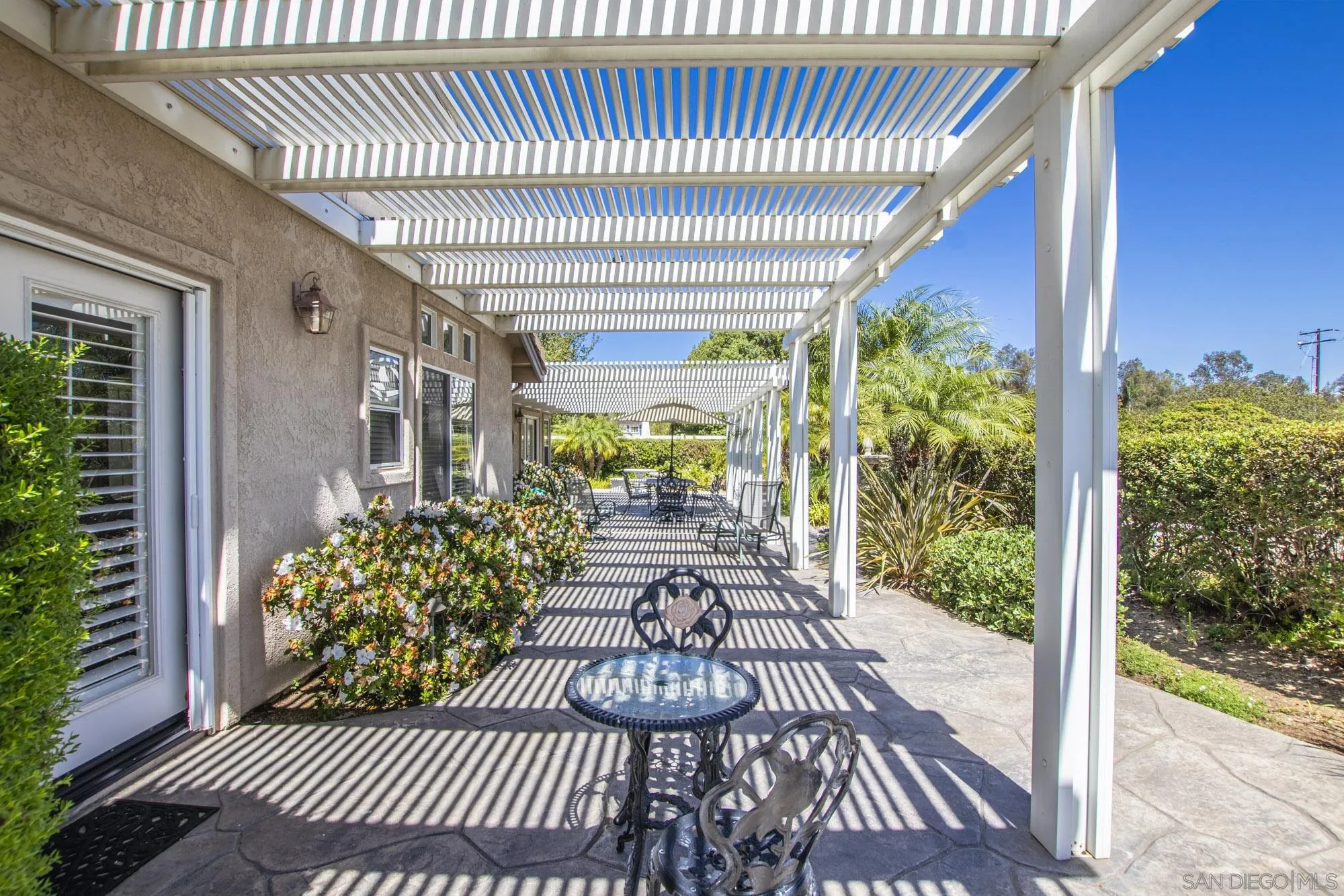 https://cdn.realtyfeed.com/cdn/127/260023721/fe17890be503d15628a5d68b61eb9c1a.webp