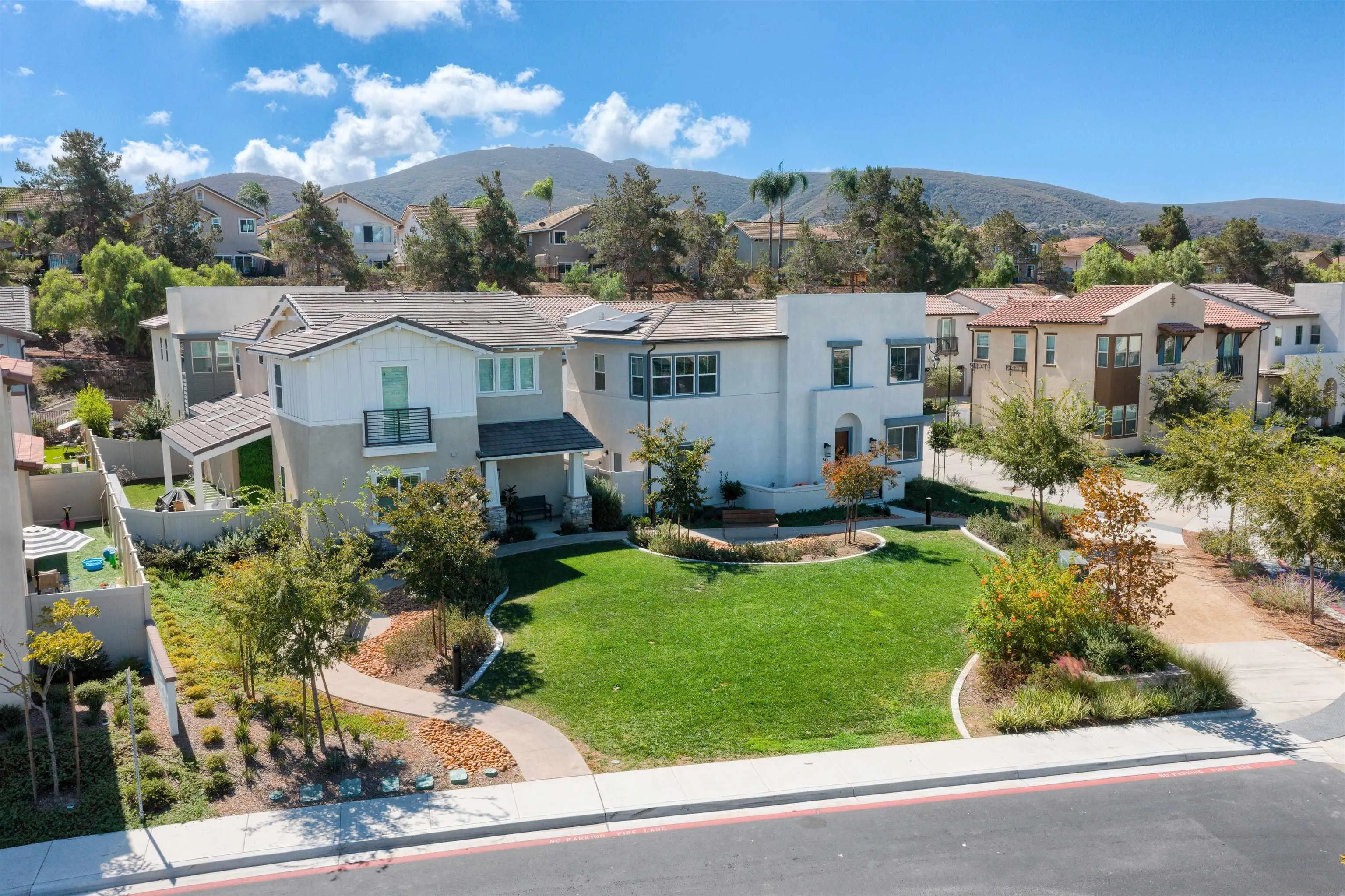 https://cdn.realtyfeed.com/cdn/127/260023722/0e8d8c885a8e9dd227f37b248710d7ba.webp