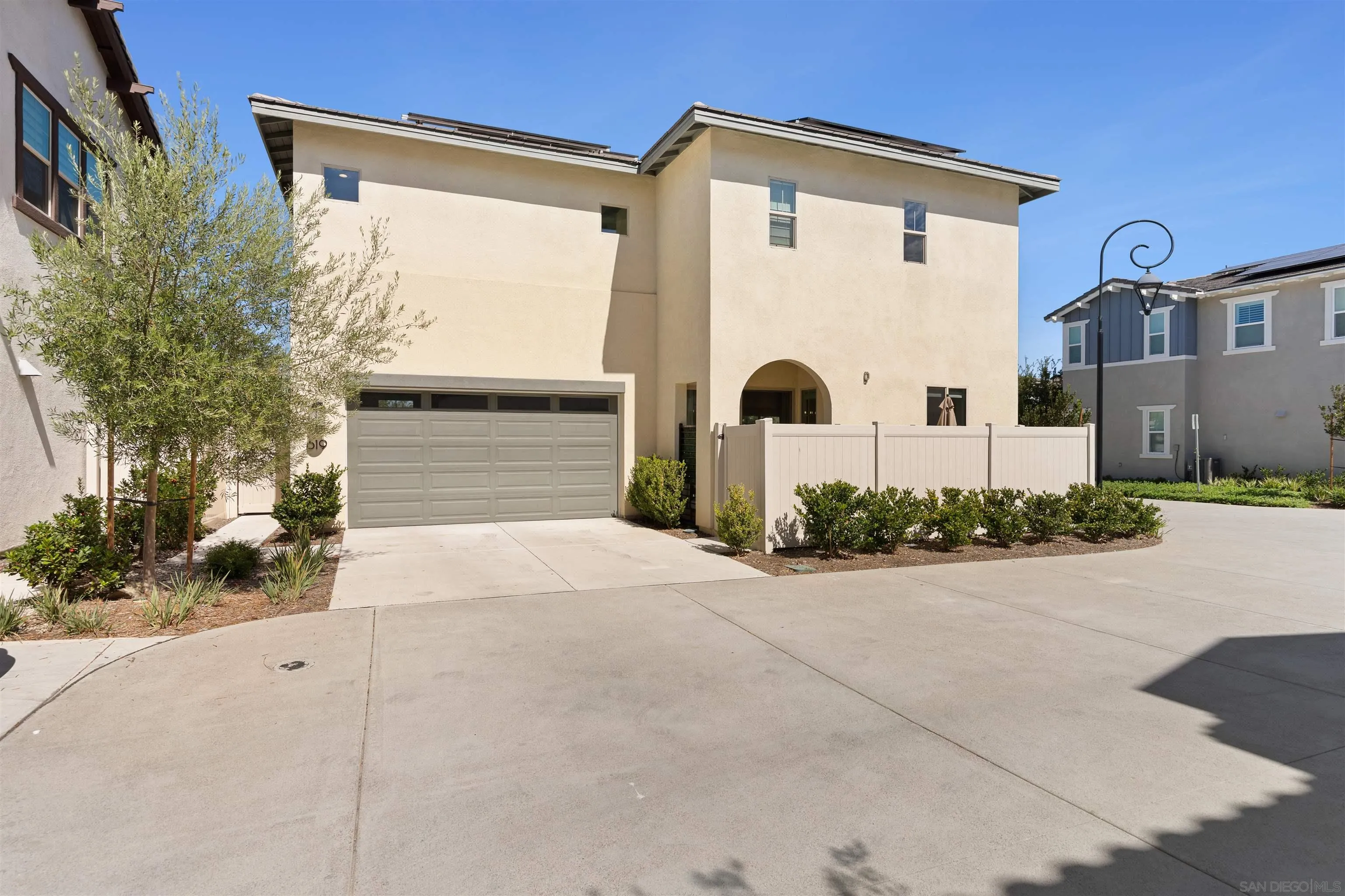 https://cdn.realtyfeed.com/cdn/127/260023722/9fe90d54c756a34f3871cb3ed6705f7b.webp