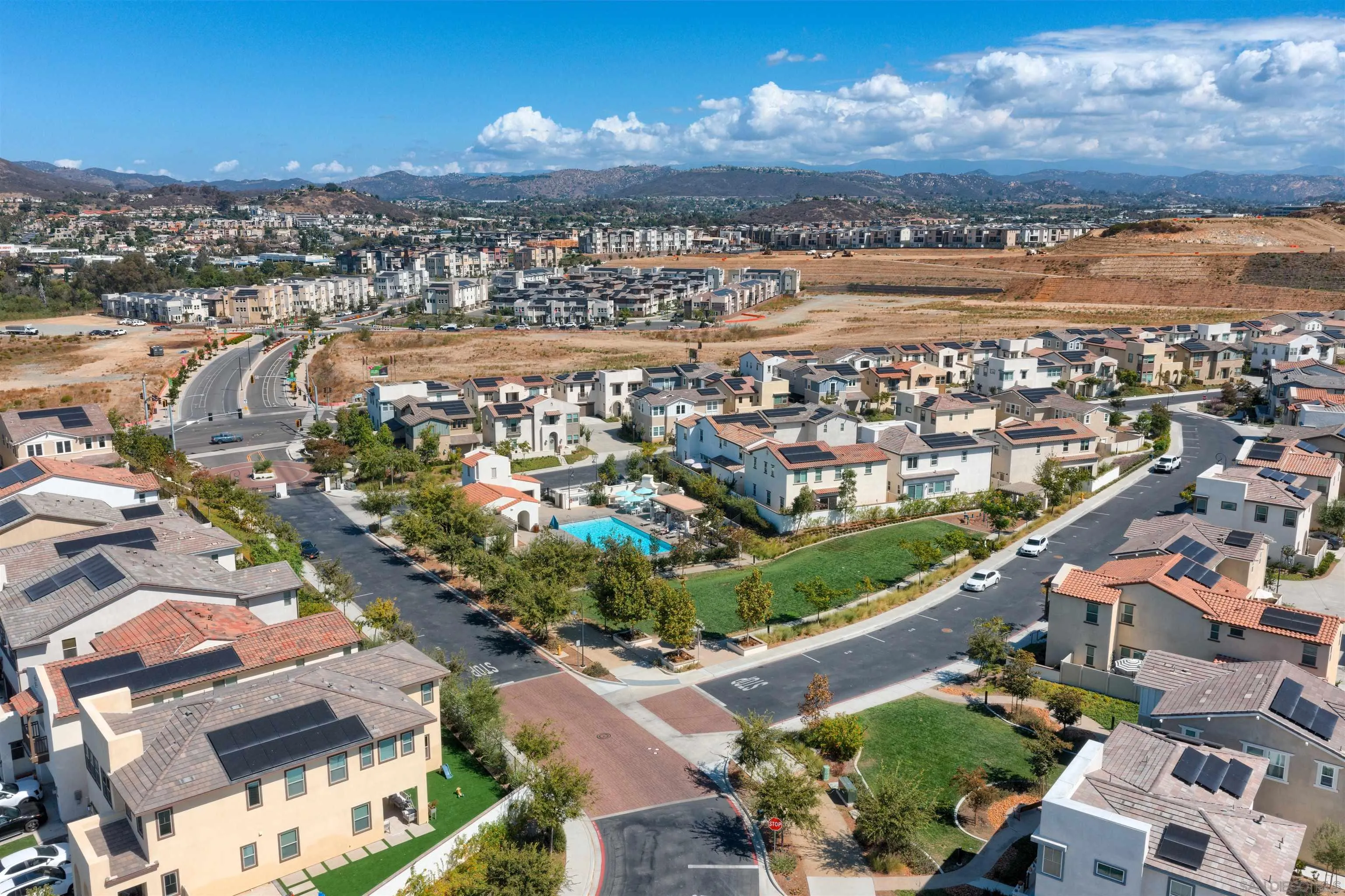 https://cdn.realtyfeed.com/cdn/127/260023722/e9a206e8c04e74f310232a821311708f.webp