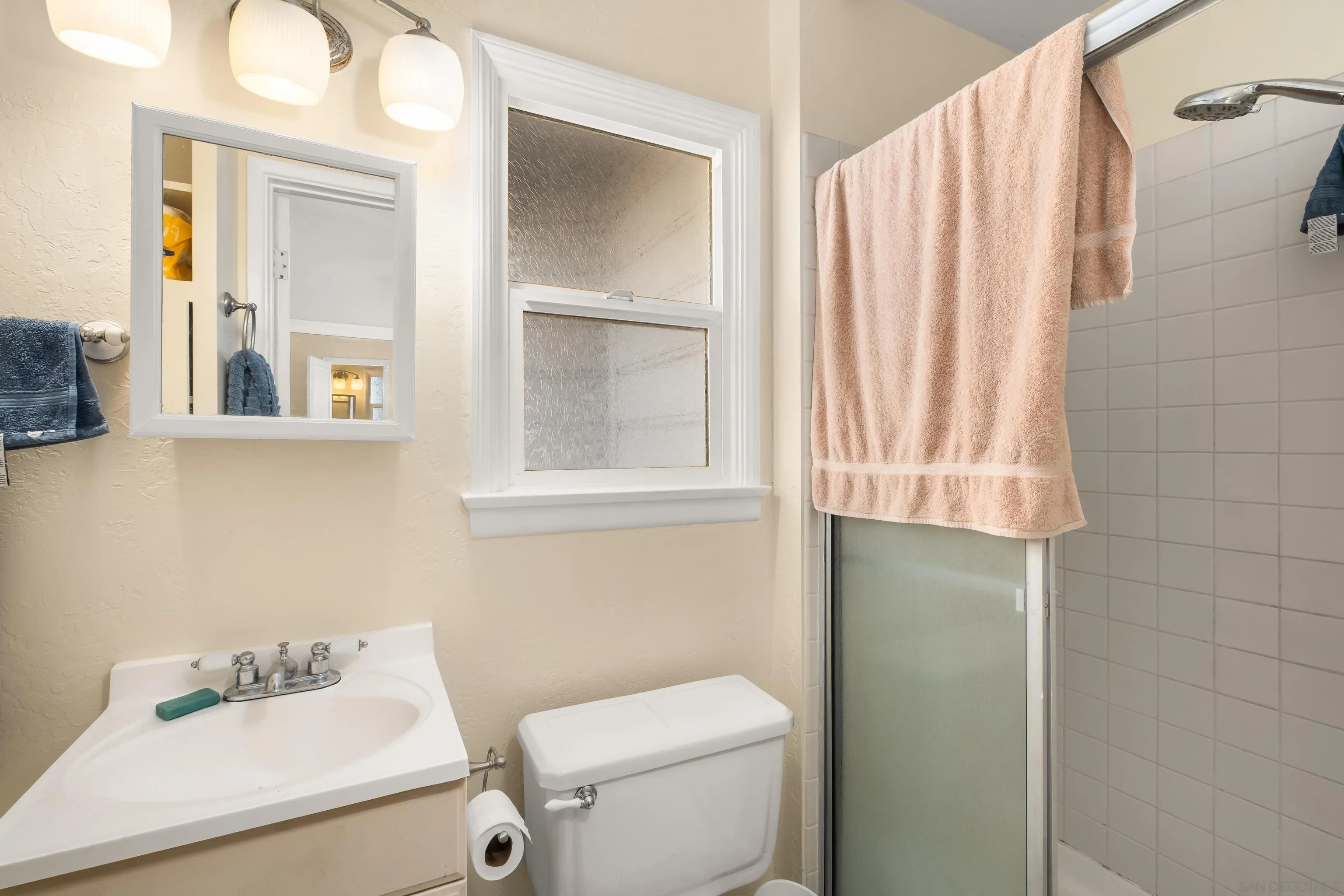 https://cdn.realtyfeed.com/cdn/127/260023725/082caeba63be197be19b80f5511f3e09.webp