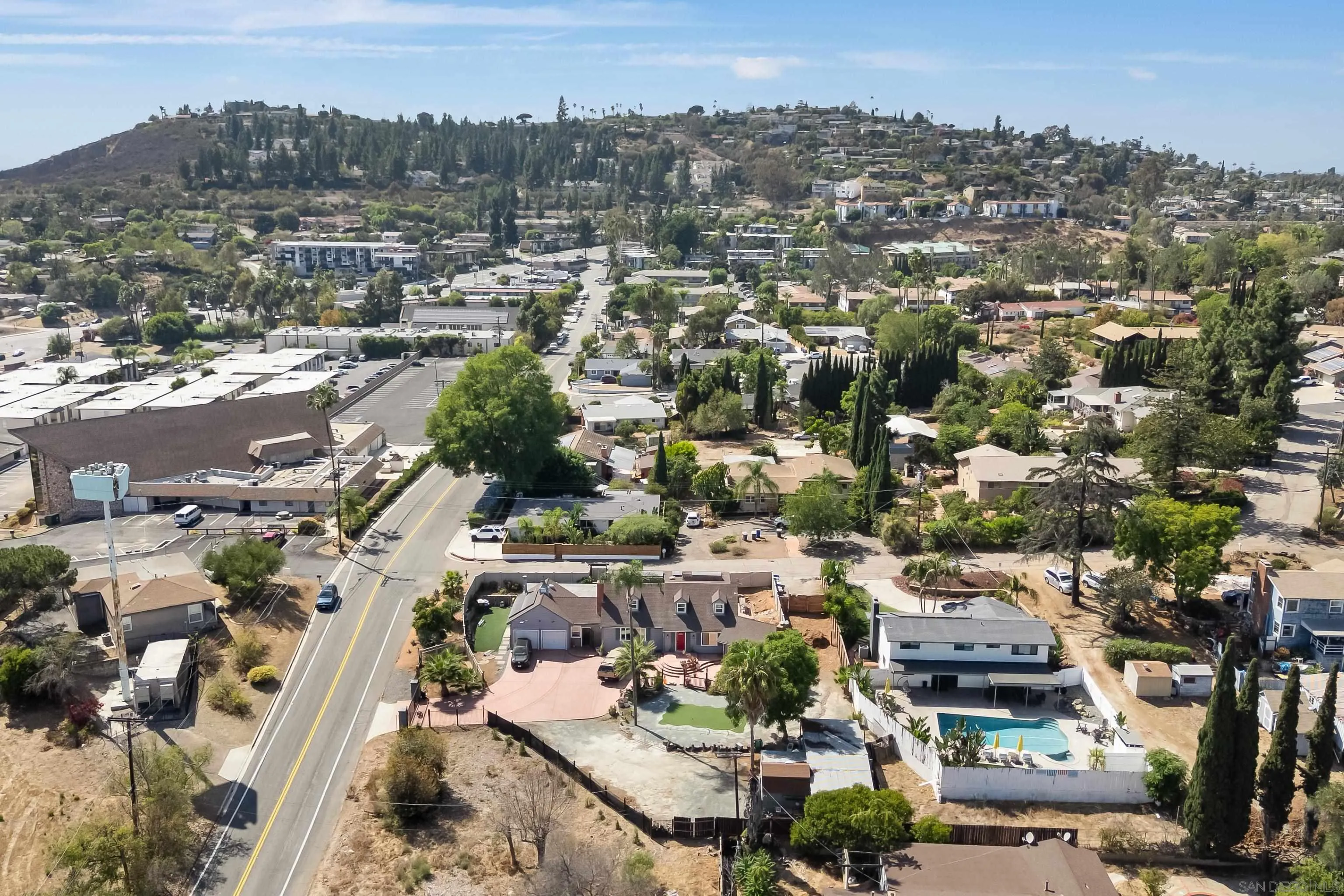 https://cdn.realtyfeed.com/cdn/127/260023725/11807d15c46724c25fdc6727a35c3dc0.webp