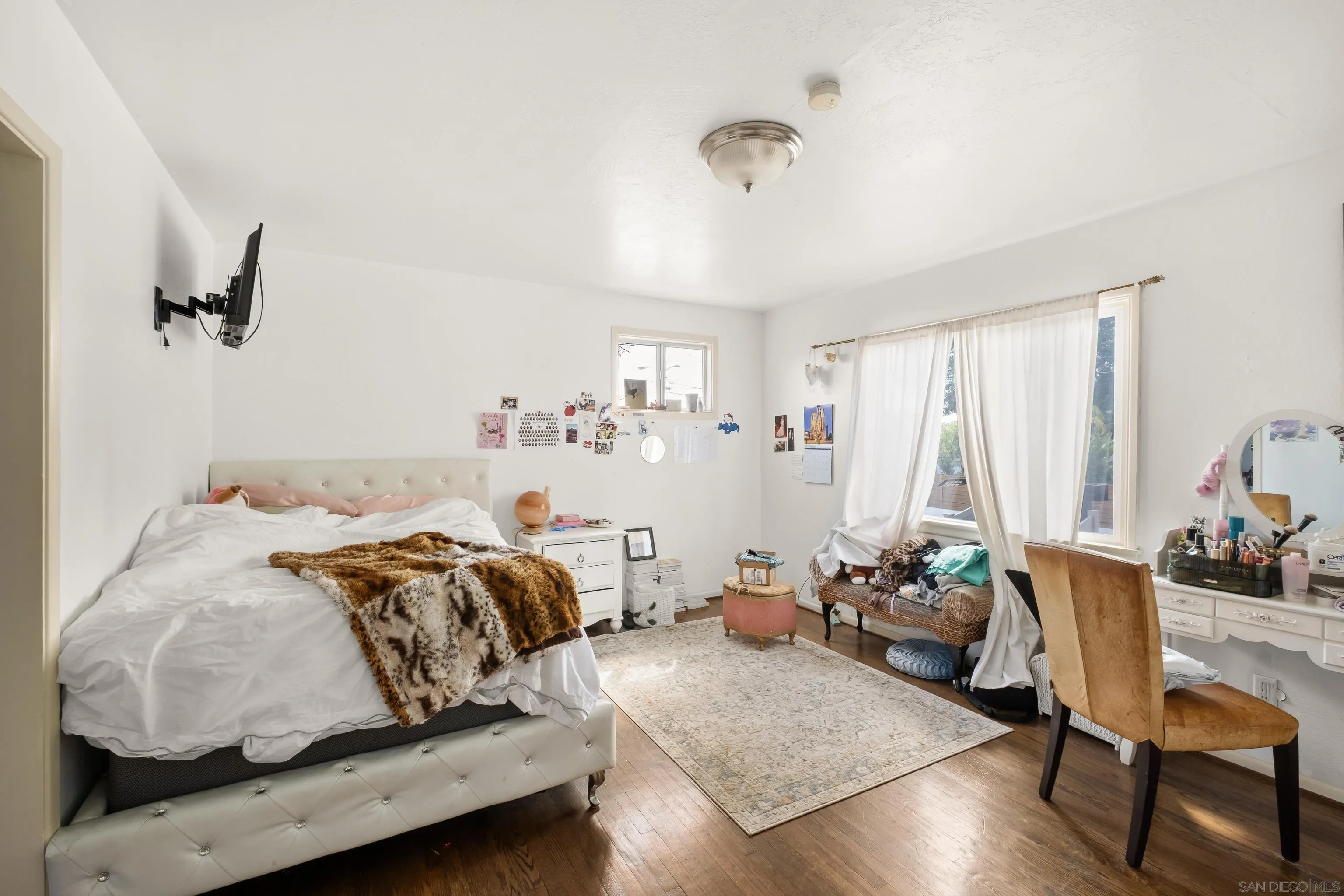 https://cdn.realtyfeed.com/cdn/127/260023725/7f4c25fdad3ecd4041bc2cfc2b5e5c2b.webp