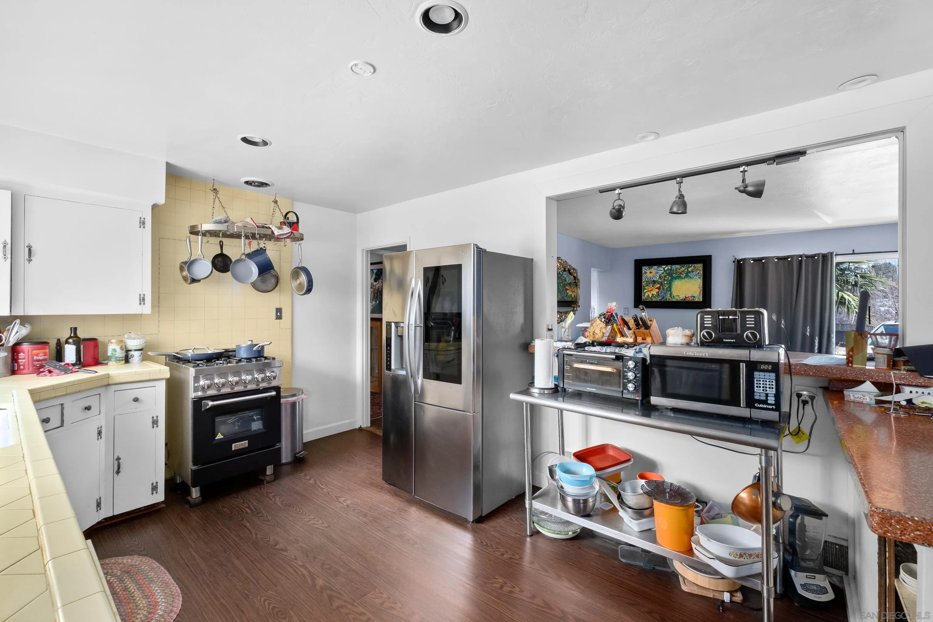 https://cdn.realtyfeed.com/cdn/127/260023725/a80d2f8ad1a87e14de7b5540d06bfcc3.webp