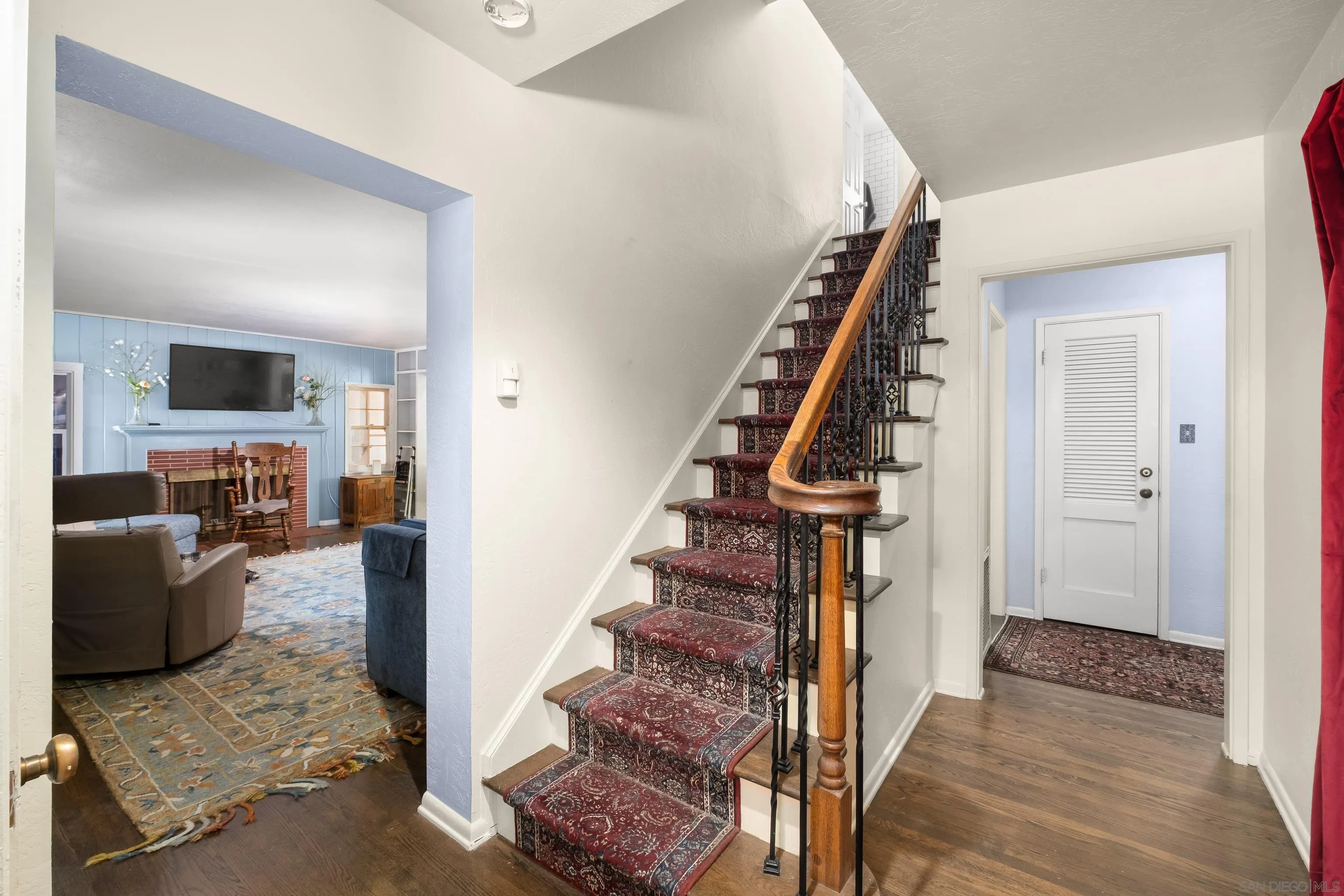 https://cdn.realtyfeed.com/cdn/127/260023725/b65025d52b97f62c745d0d69f1a4aa00.webp