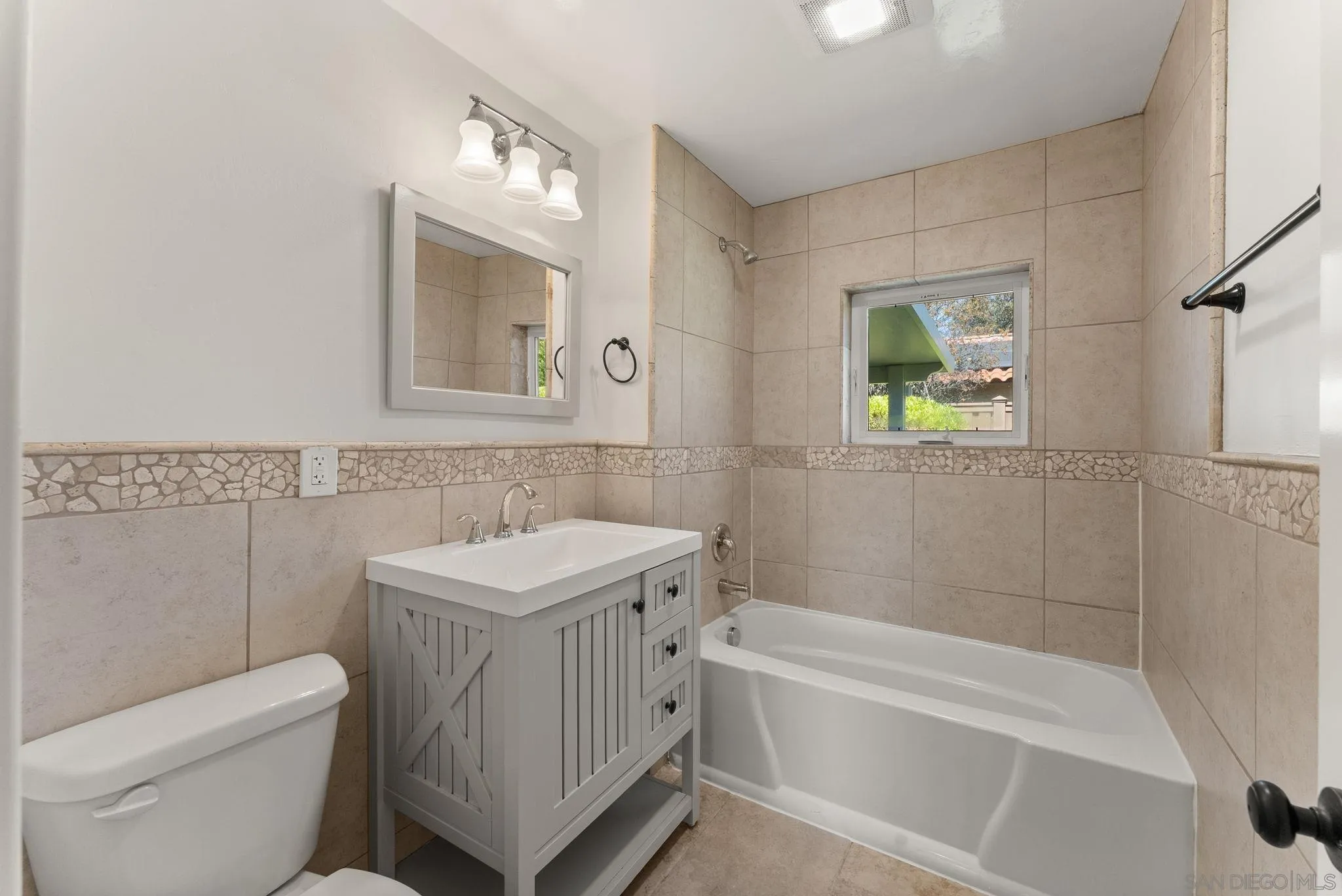https://cdn.realtyfeed.com/cdn/127/260023727/36d722ba83bdf048627c3fab5527e0cc.webp
