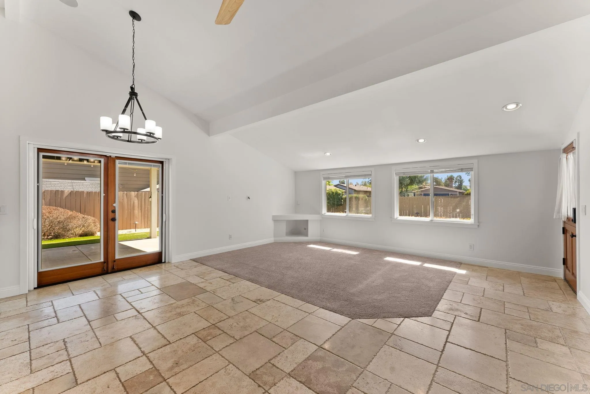 https://cdn.realtyfeed.com/cdn/127/260023727/6e1d3b76de6b809e666d5e29af684842.webp