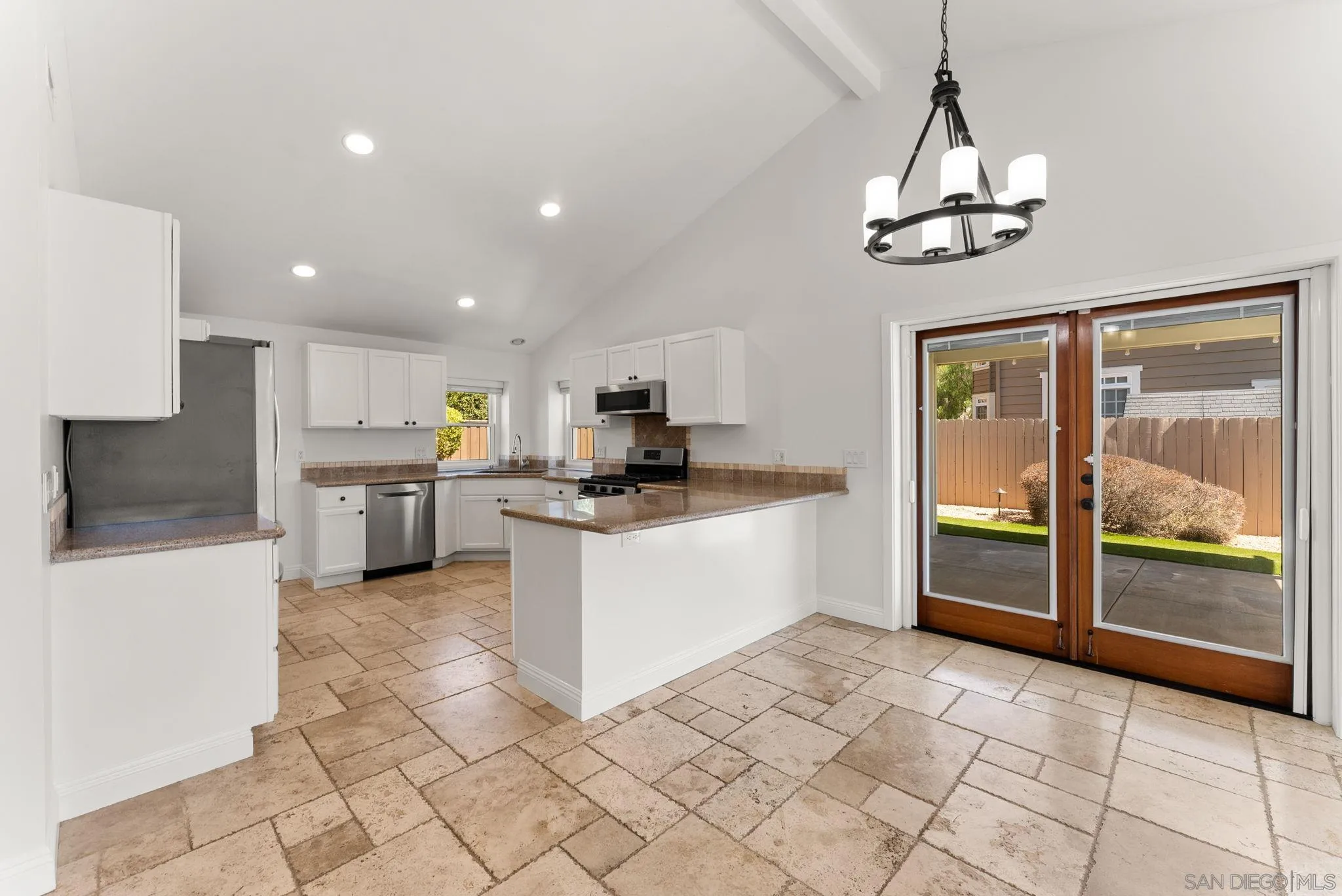 https://cdn.realtyfeed.com/cdn/127/260023727/9b86afd8d083d062c9a3da9bf5263ff1.webp