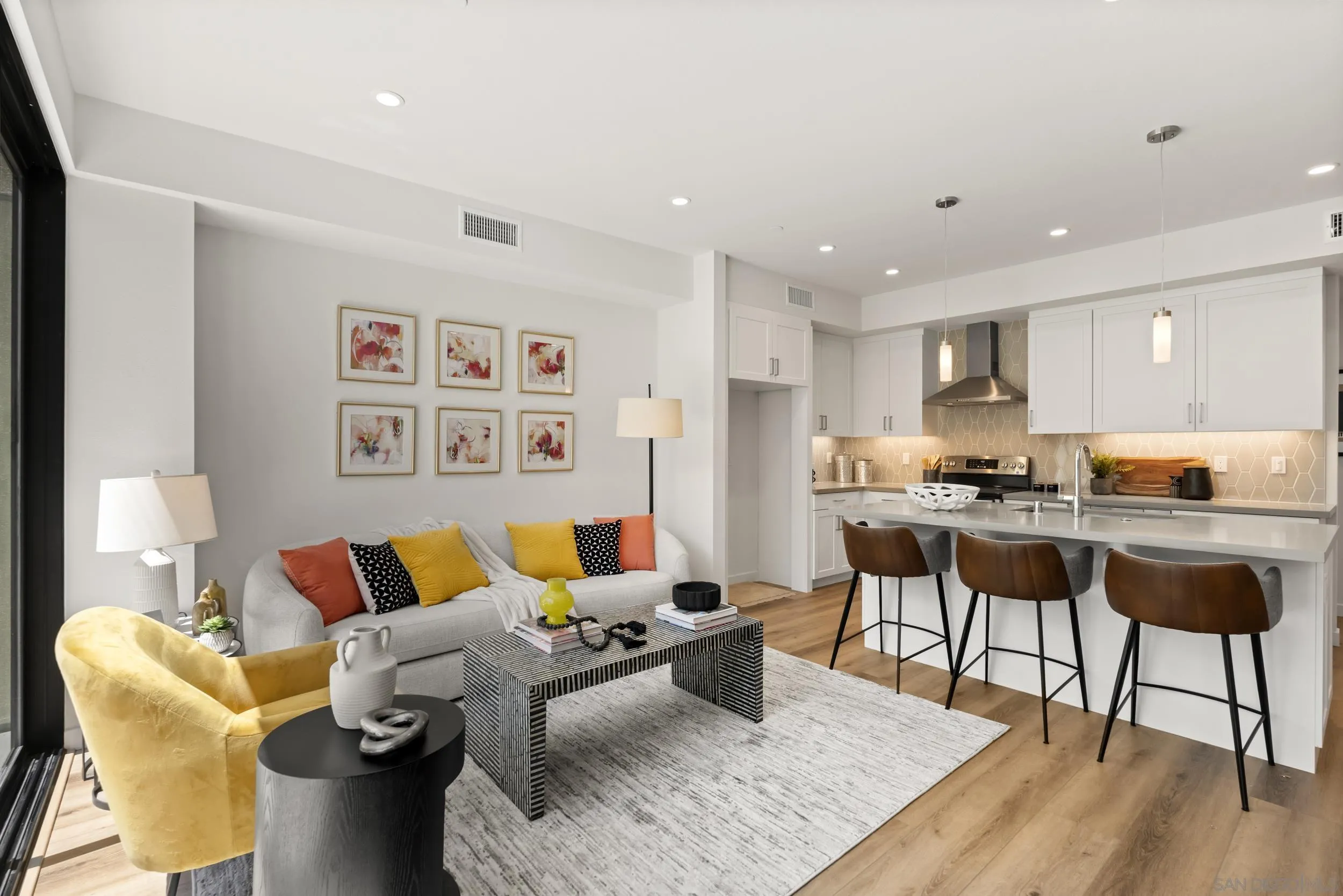 https://cdn.realtyfeed.com/cdn/127/260023733/396ef21208fd6135acc3a59b1a683dde.webp