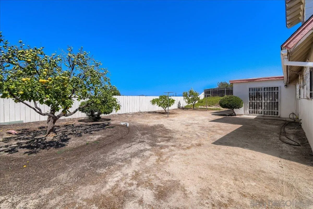 https://cdn.realtyfeed.com/cdn/127/260023739/0d3399e6d16e3f3411ad17bcd35bf7e6.webp