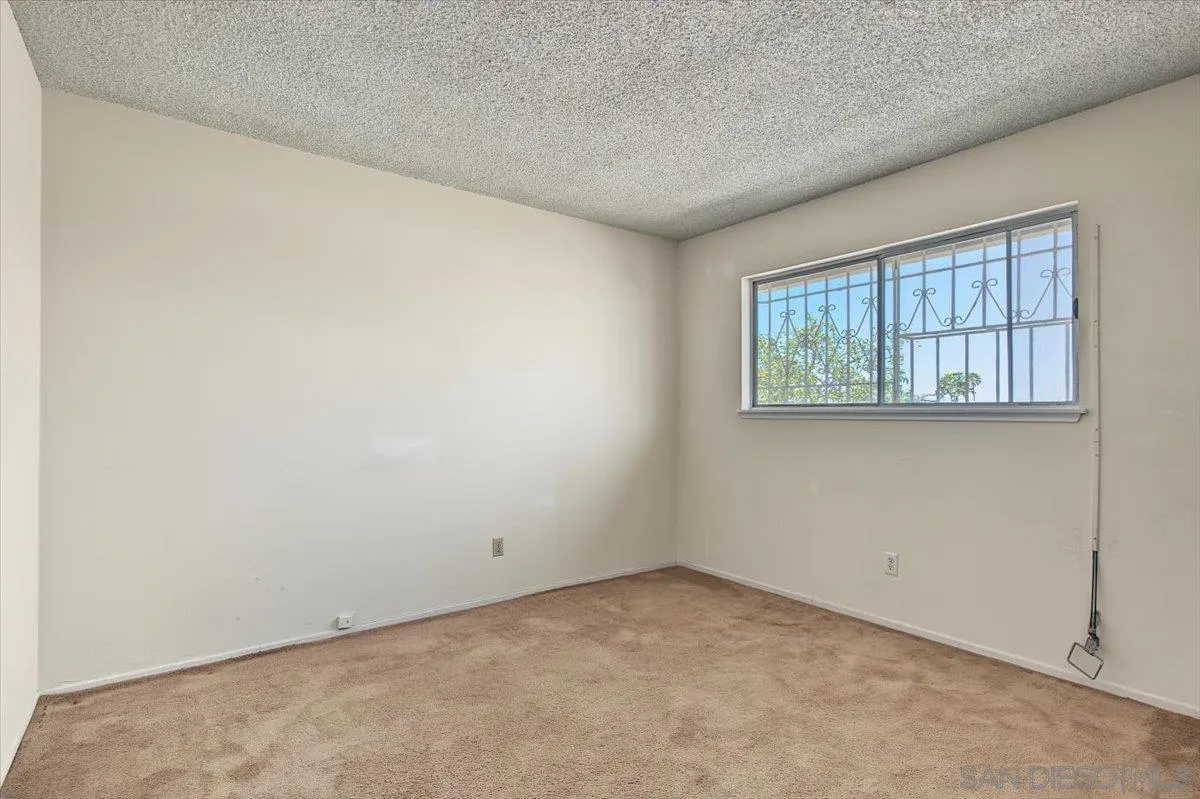 https://cdn.realtyfeed.com/cdn/127/260023739/72de2b65c6ea480c8f3d0fcbd25511e3.webp