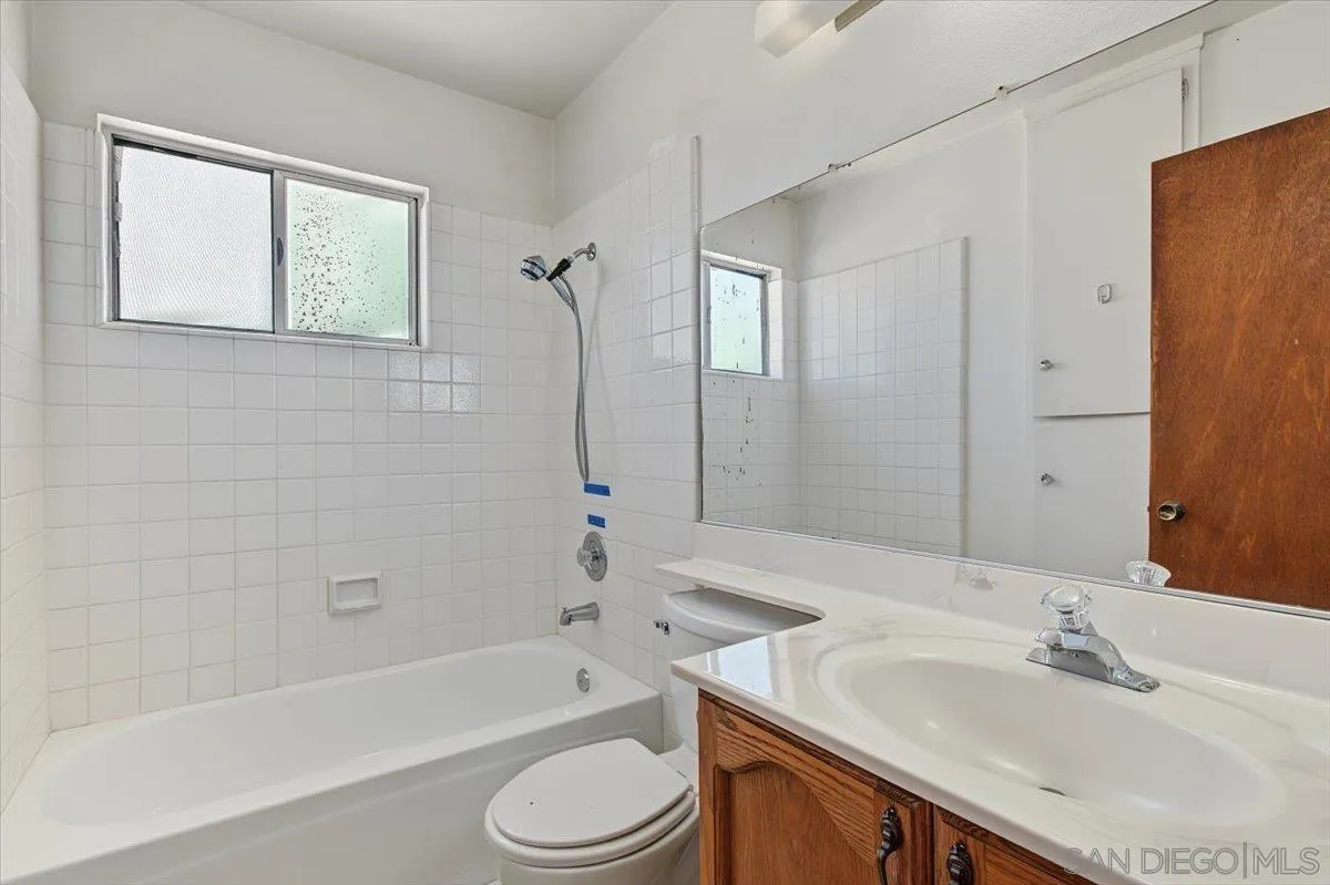 https://cdn.realtyfeed.com/cdn/127/260023739/fd2f09e447694c3b80597d14adc88537.webp