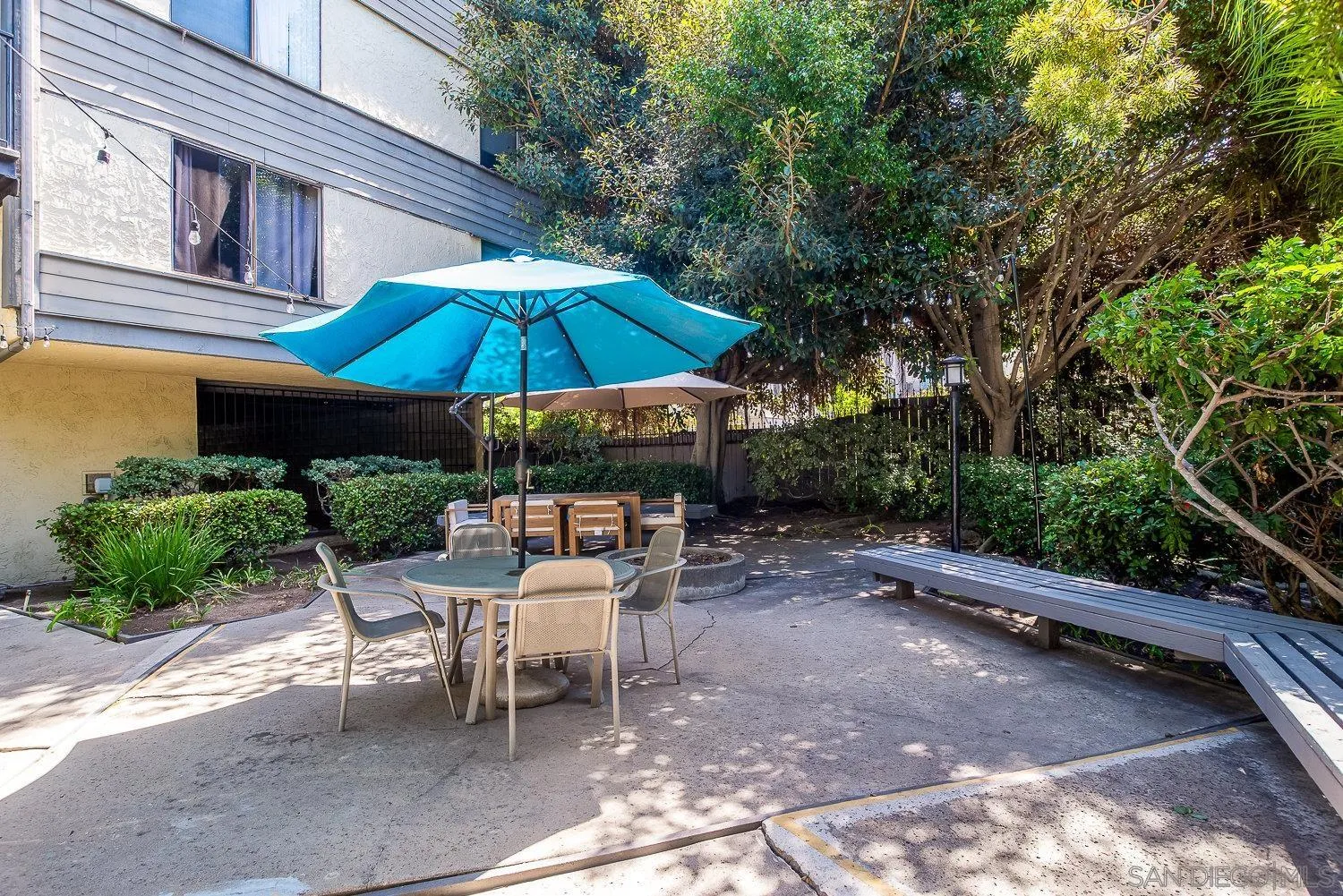 https://cdn.realtyfeed.com/cdn/127/260023742/69e1b30e4f0d5f81f200f98a2be927ba.webp