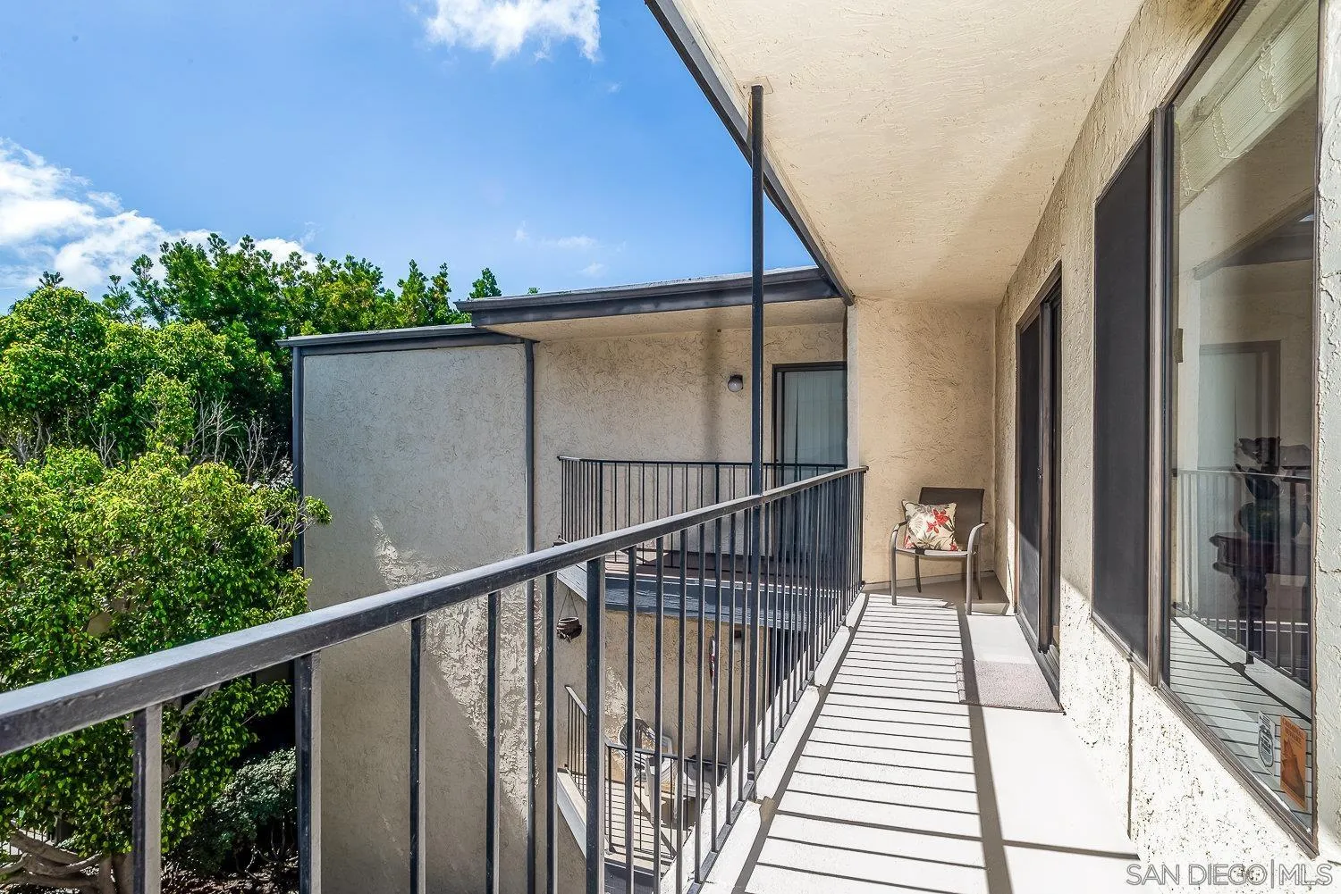 https://cdn.realtyfeed.com/cdn/127/260023742/9e2d400467e640d9a07f1d86ecc505ba.webp