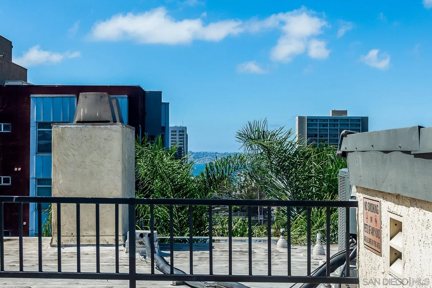 https://cdn.realtyfeed.com/cdn/127/260023742/cfc9f34eea99e31a311aaf3c88ec532b.webp